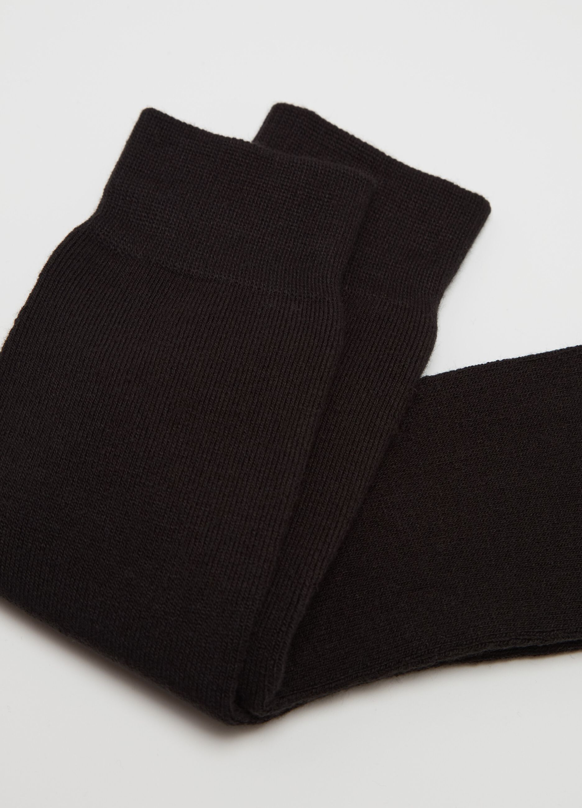 Two-pair pack short solid colour socks