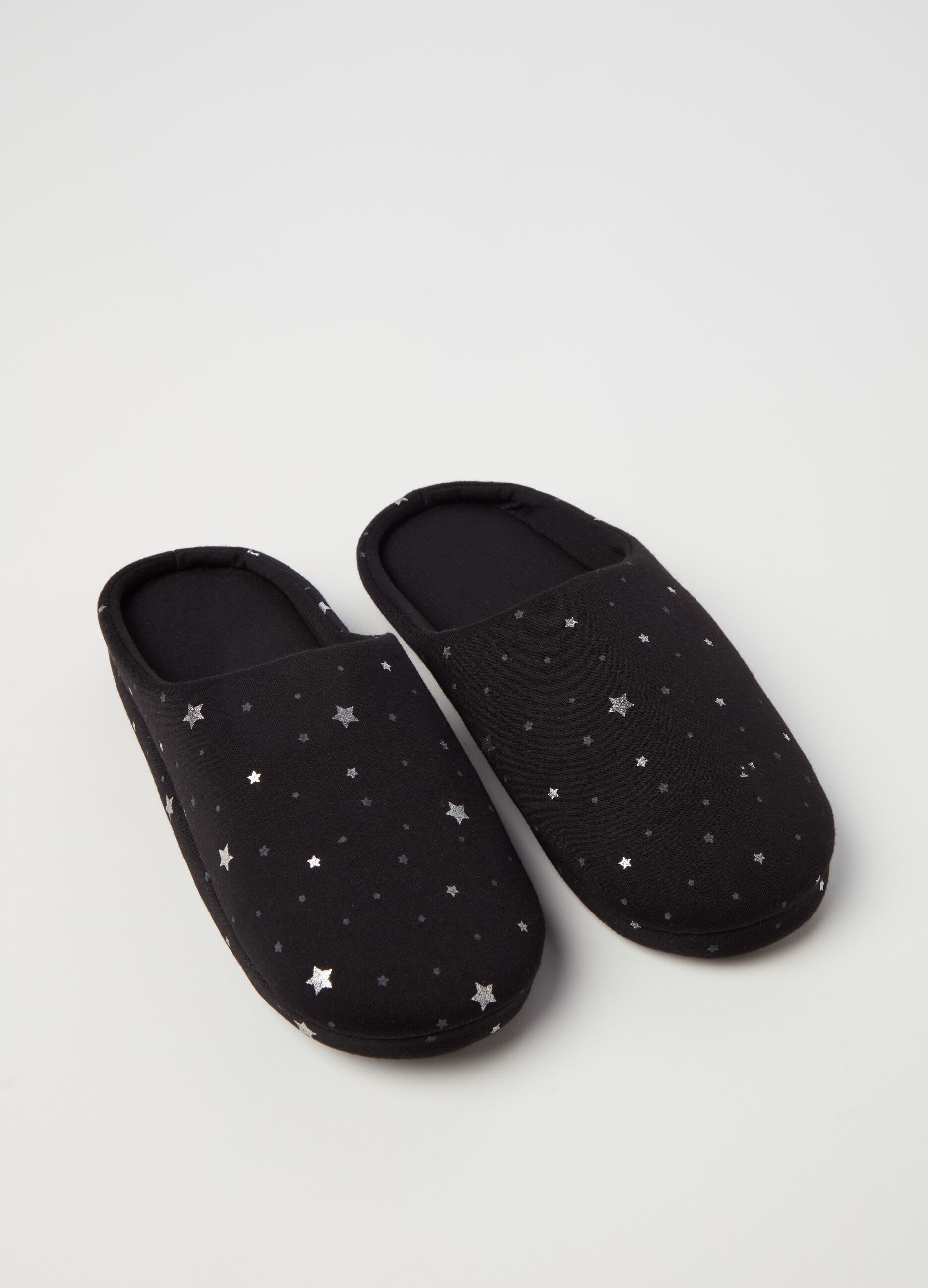 Slippers with small stars print in foil