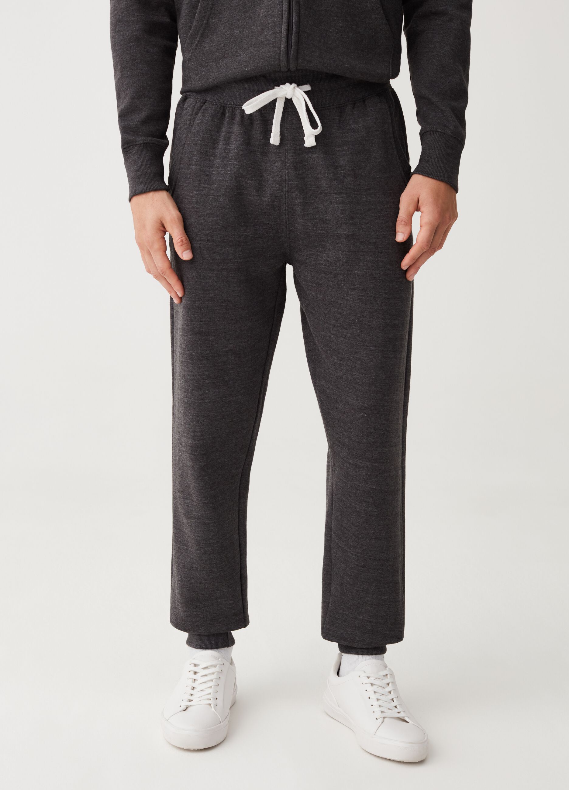 Fleece joggers with drawstring