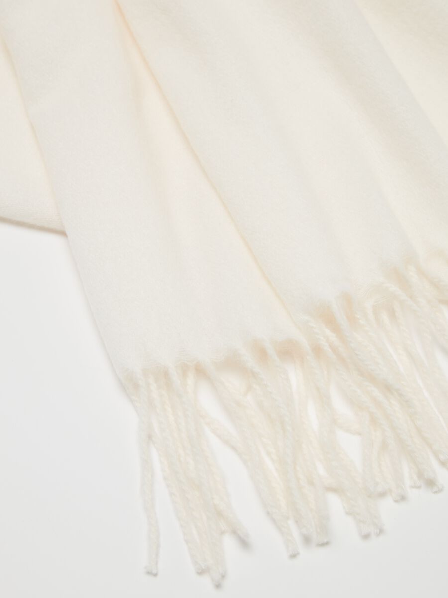 Solid colour pashmina with fringe_1