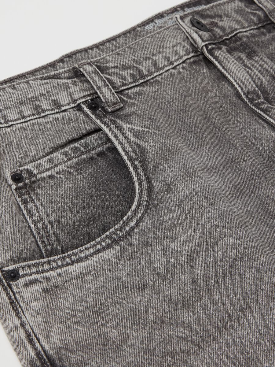 Regular fit jeans with faded effect_1