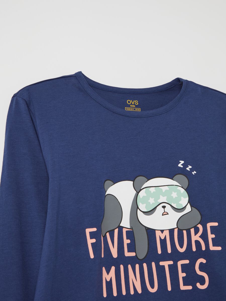 Pyjamas in organic cotton with "Five more minutes” print_2