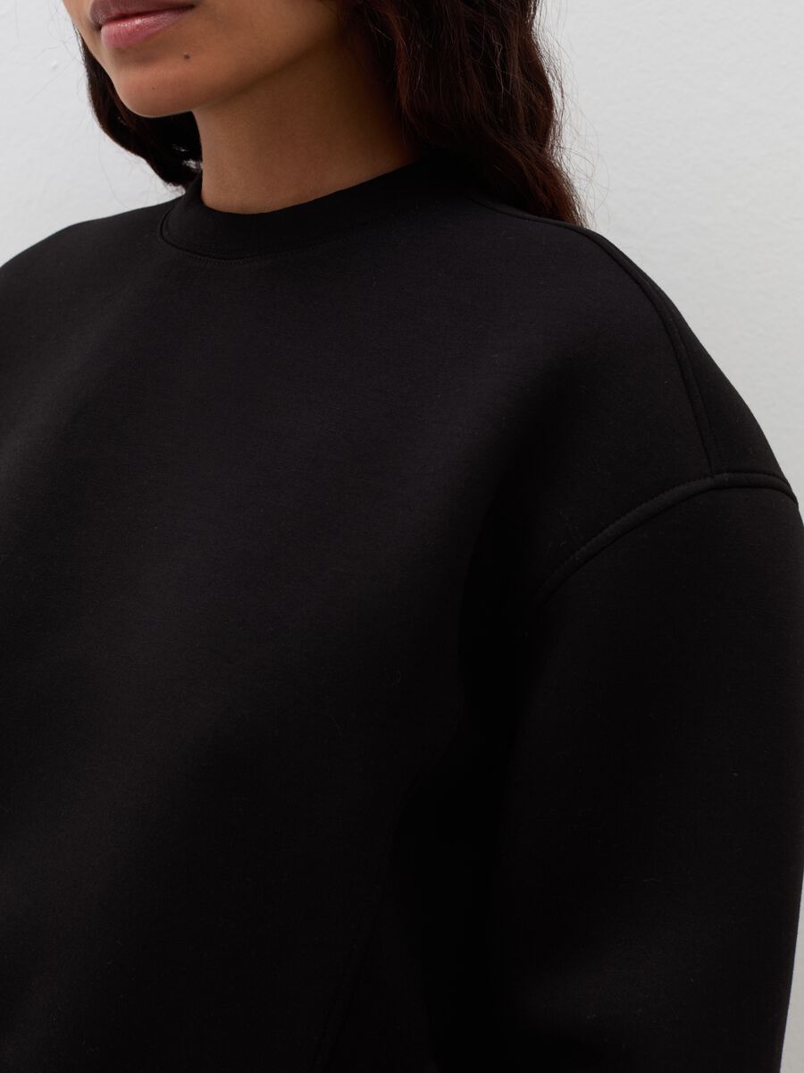 Boxy-fit sweatshirt with round neck_3