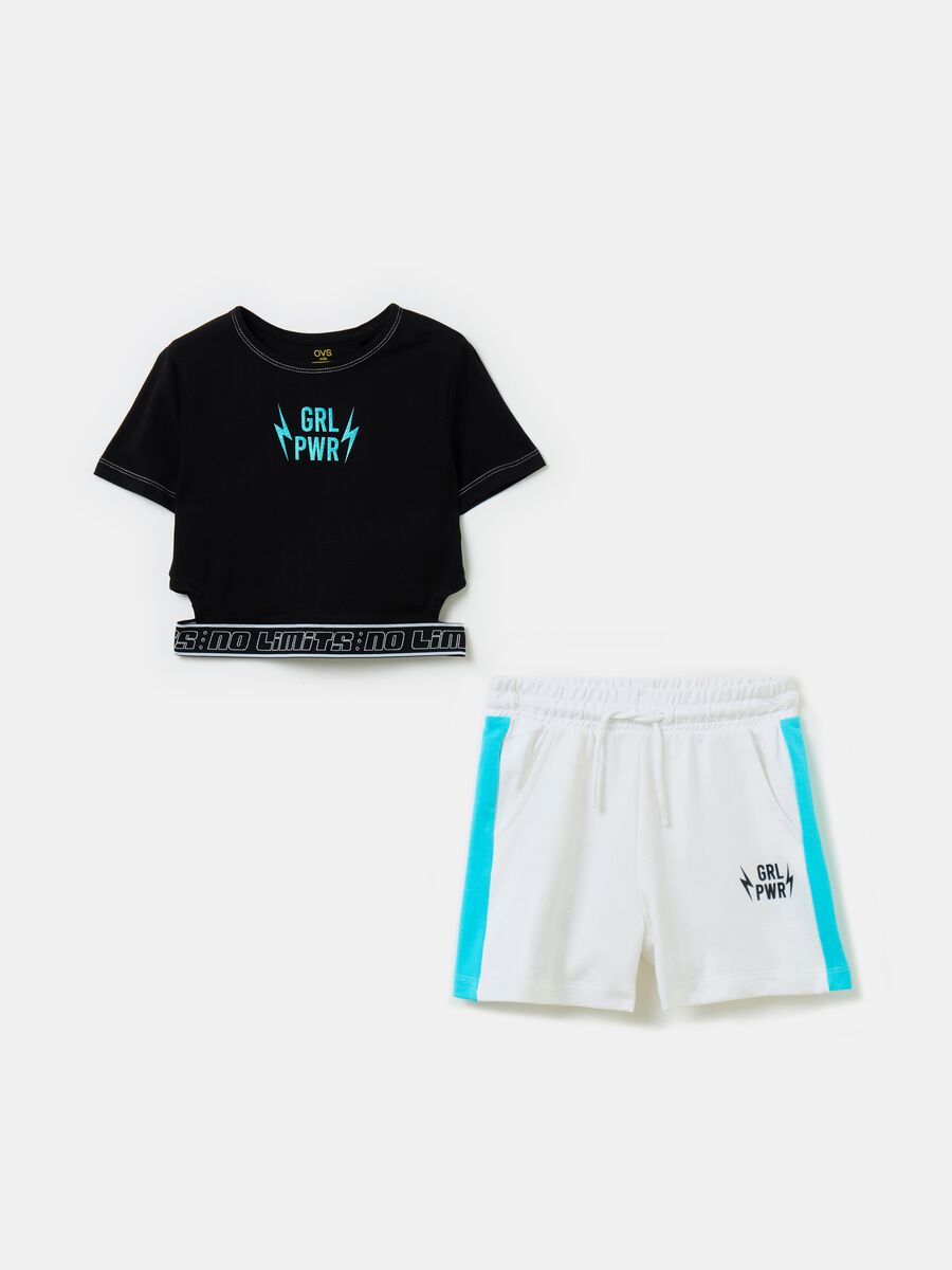 Pack jogging camiseta cut out y shorts_0