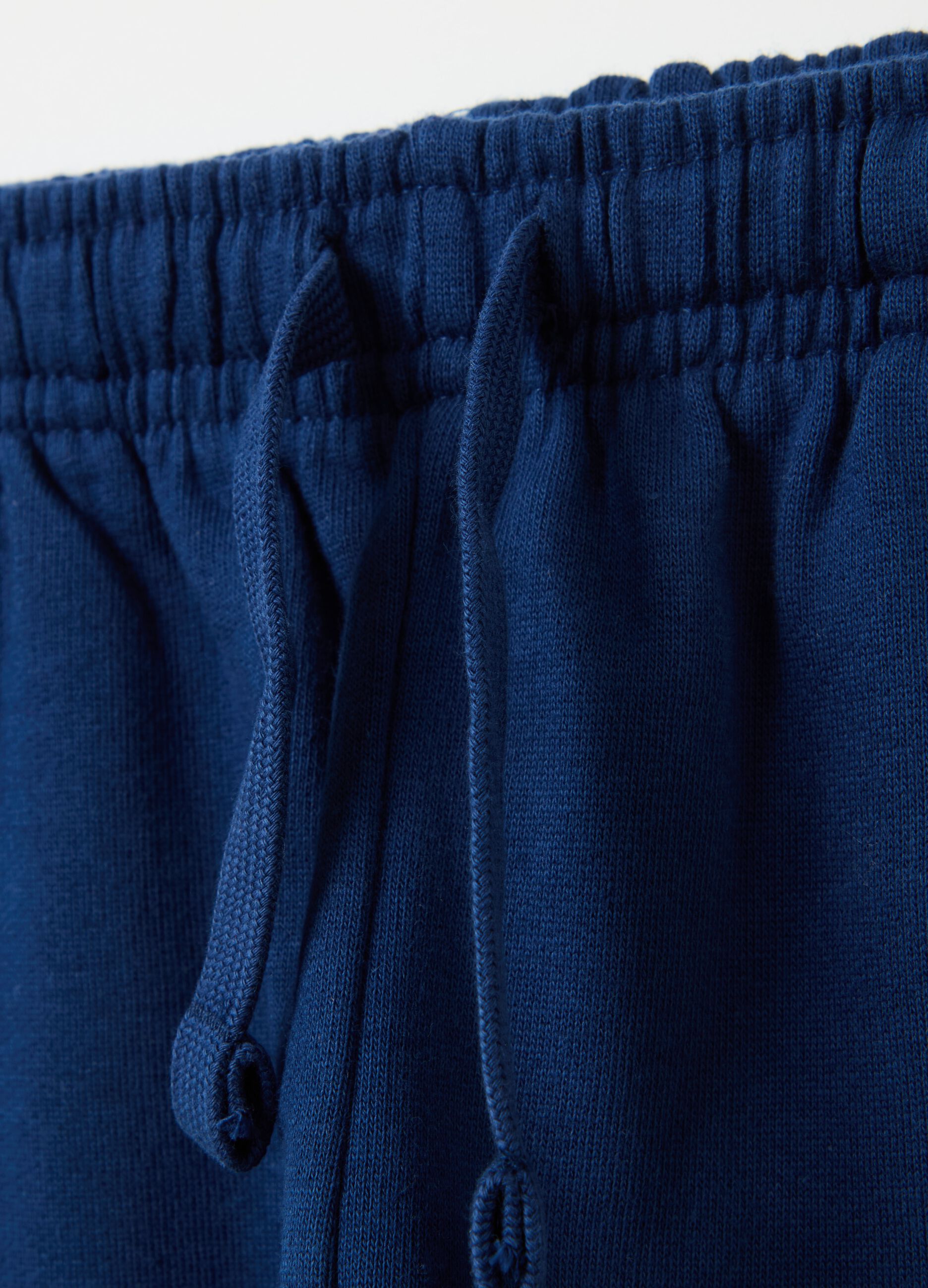 Fleece joggers with drawstring