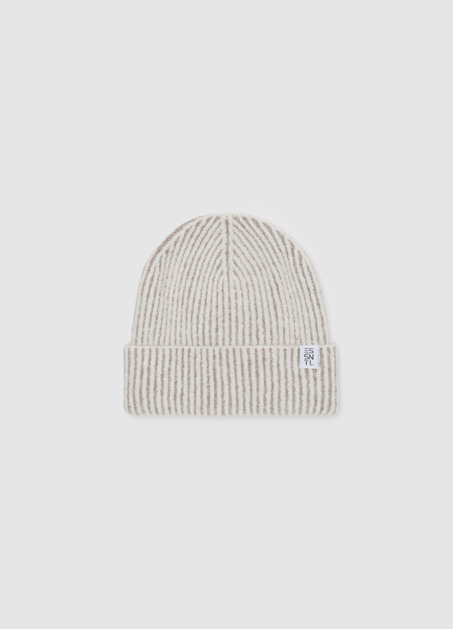 Essential hat in two-tone ribbing