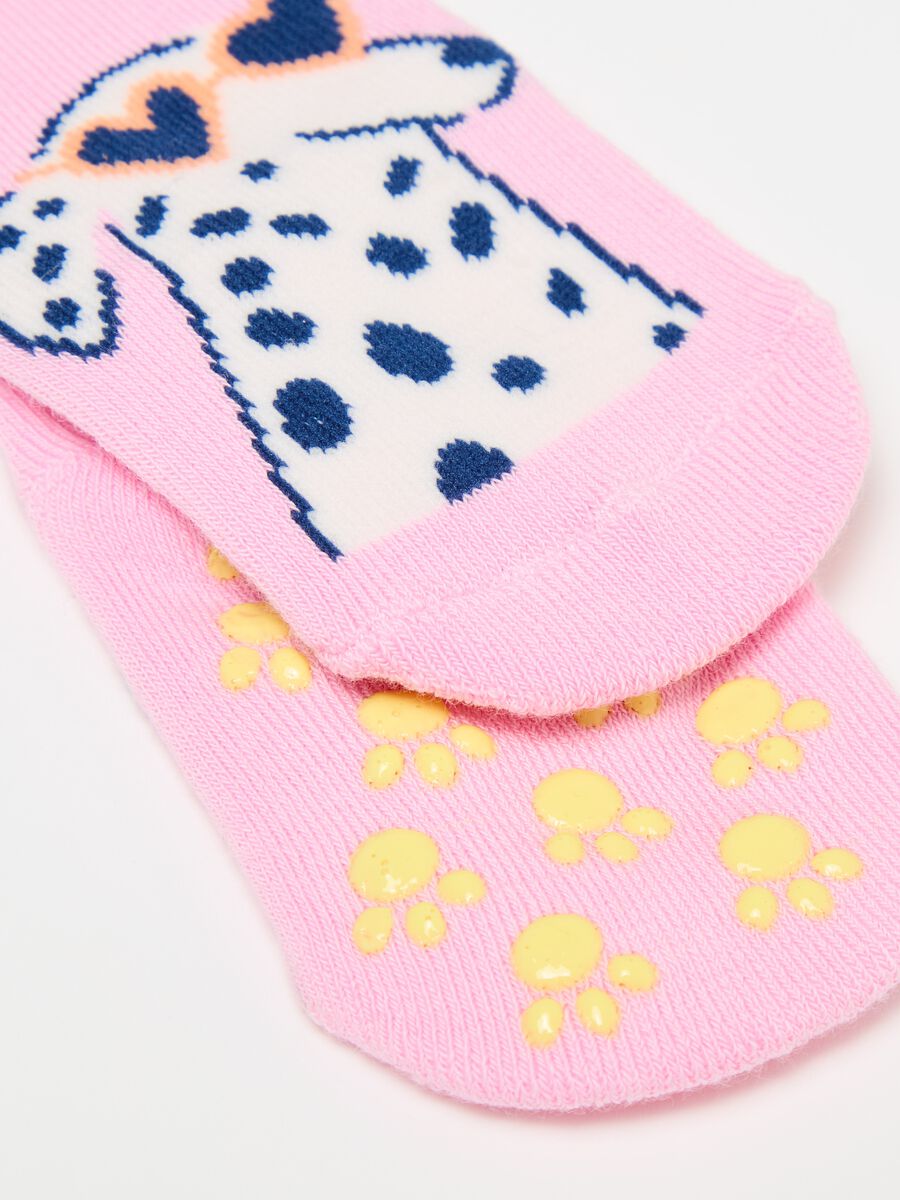 Two-pair pack slipper socks with puppies design_2