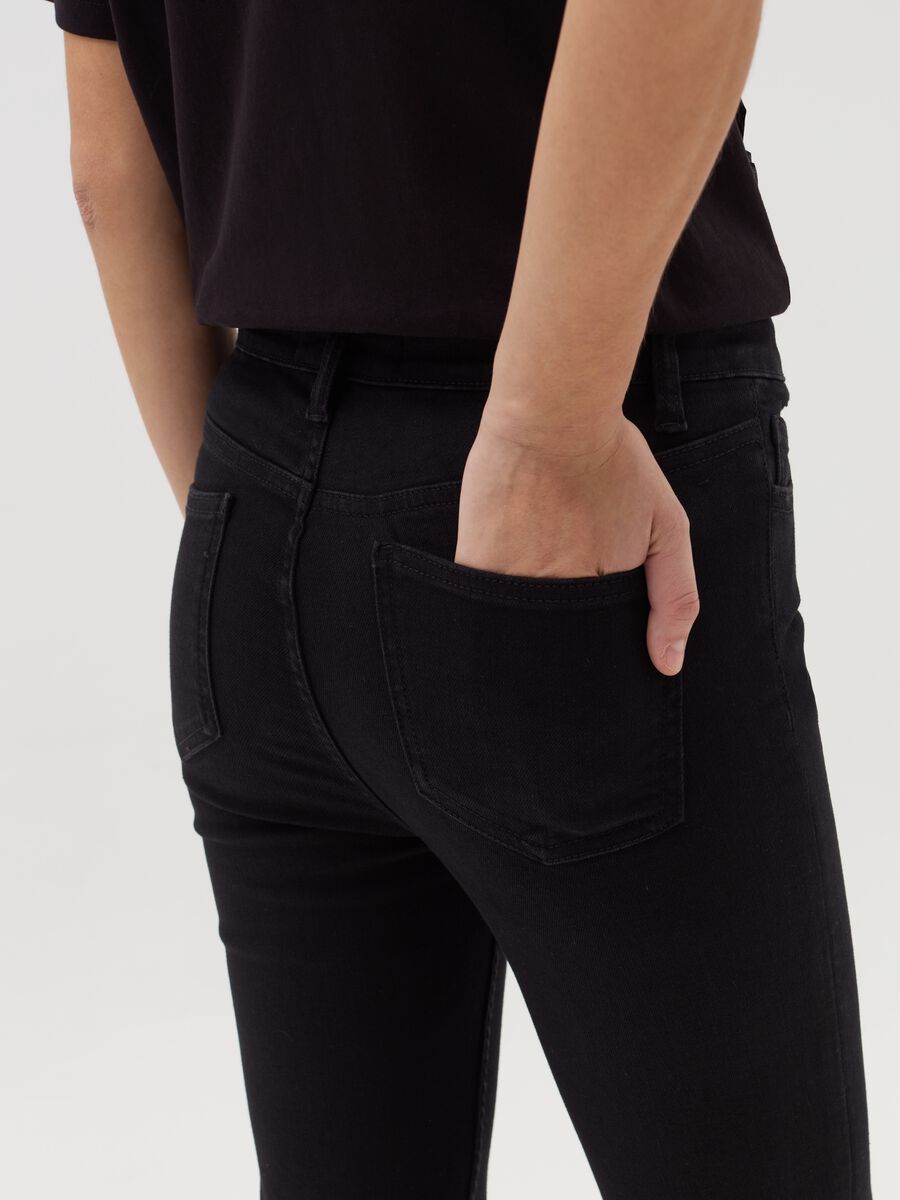 Skinny-fit jeans with five pockets_2