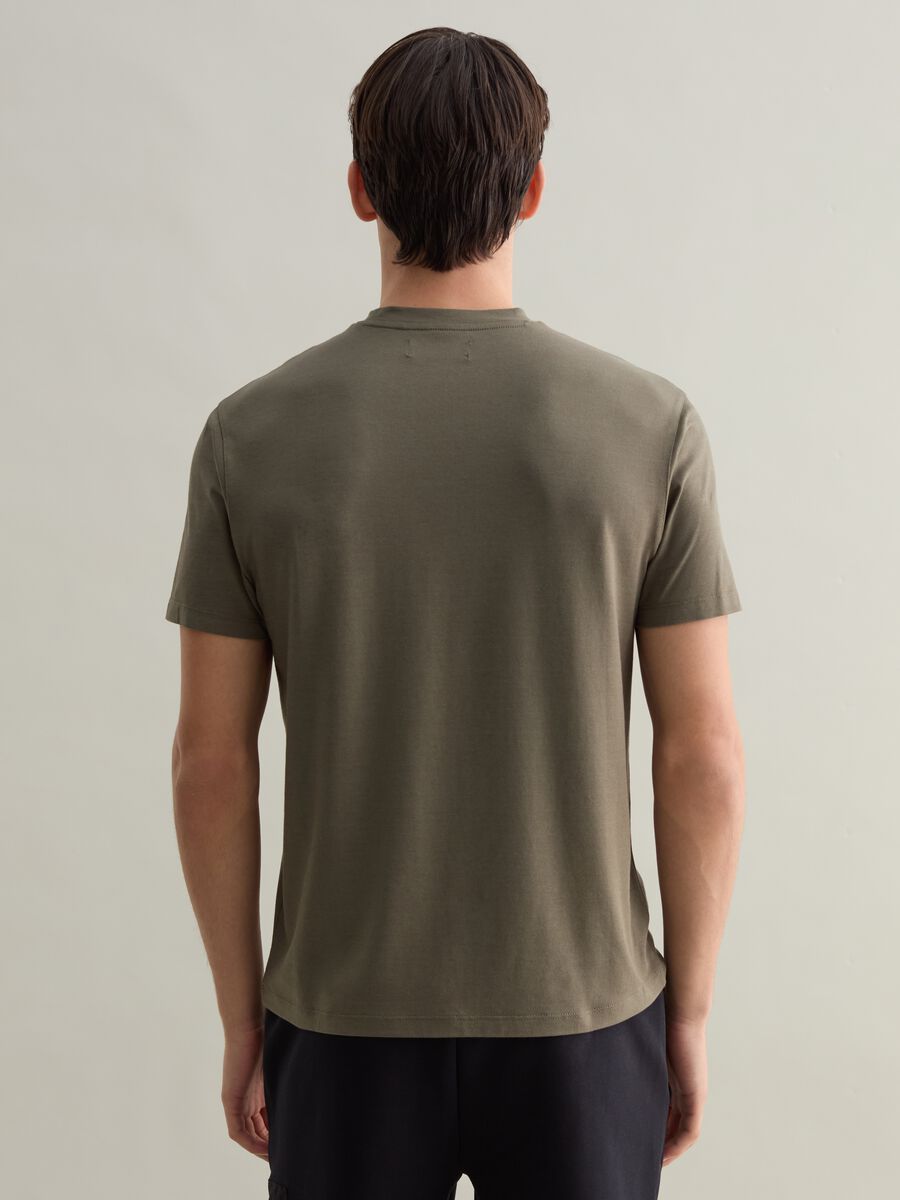 Tech T-shirt in technical fabric_3