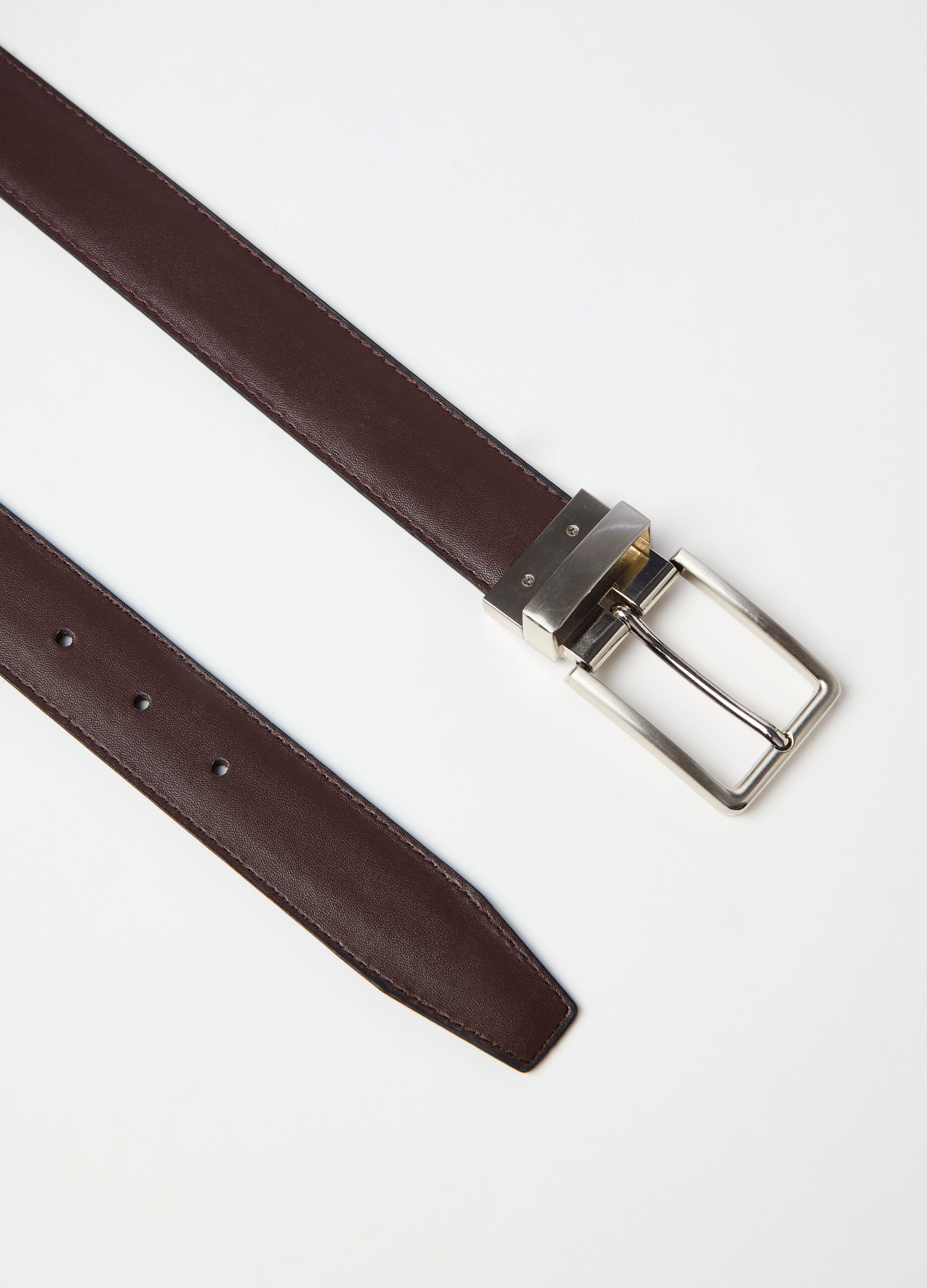 Reversible belt