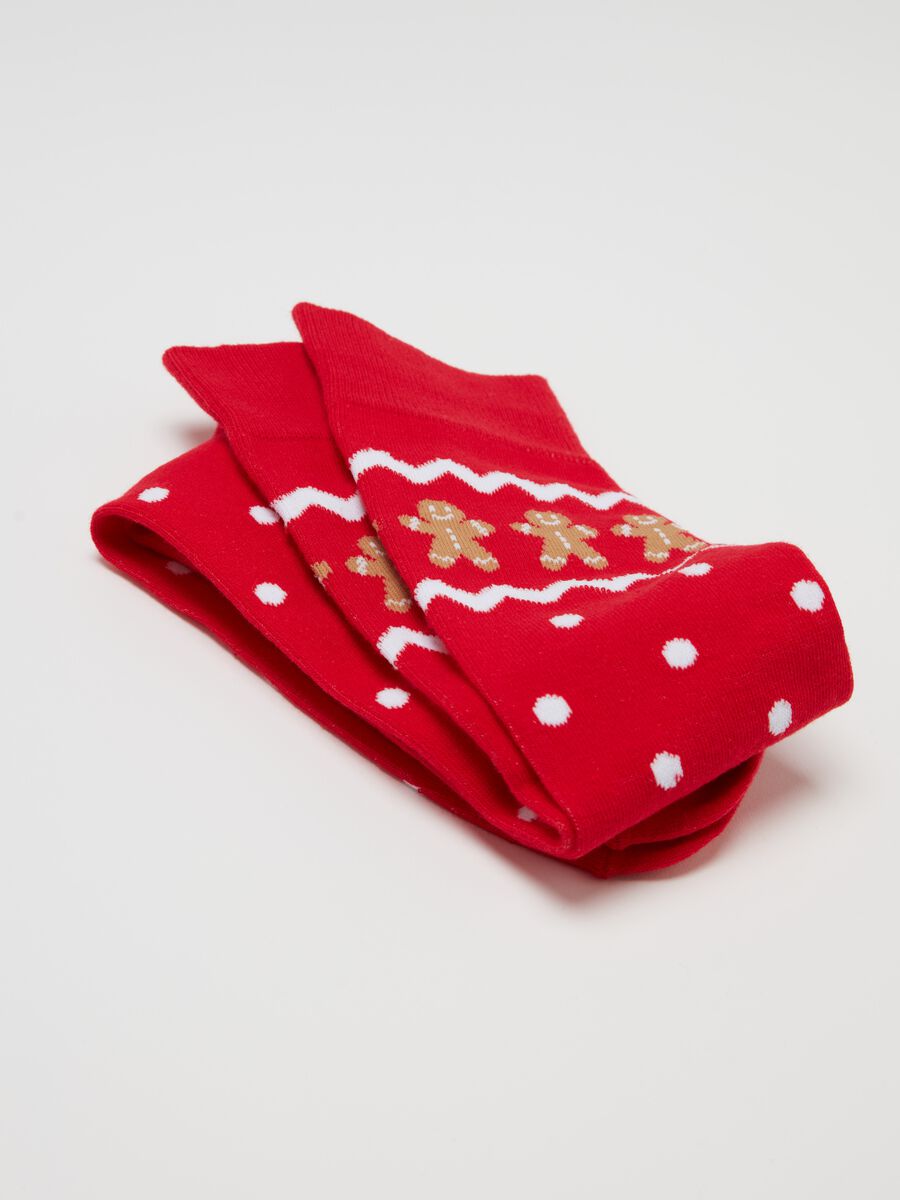 Long socks with polka dots and gingerbread design_2