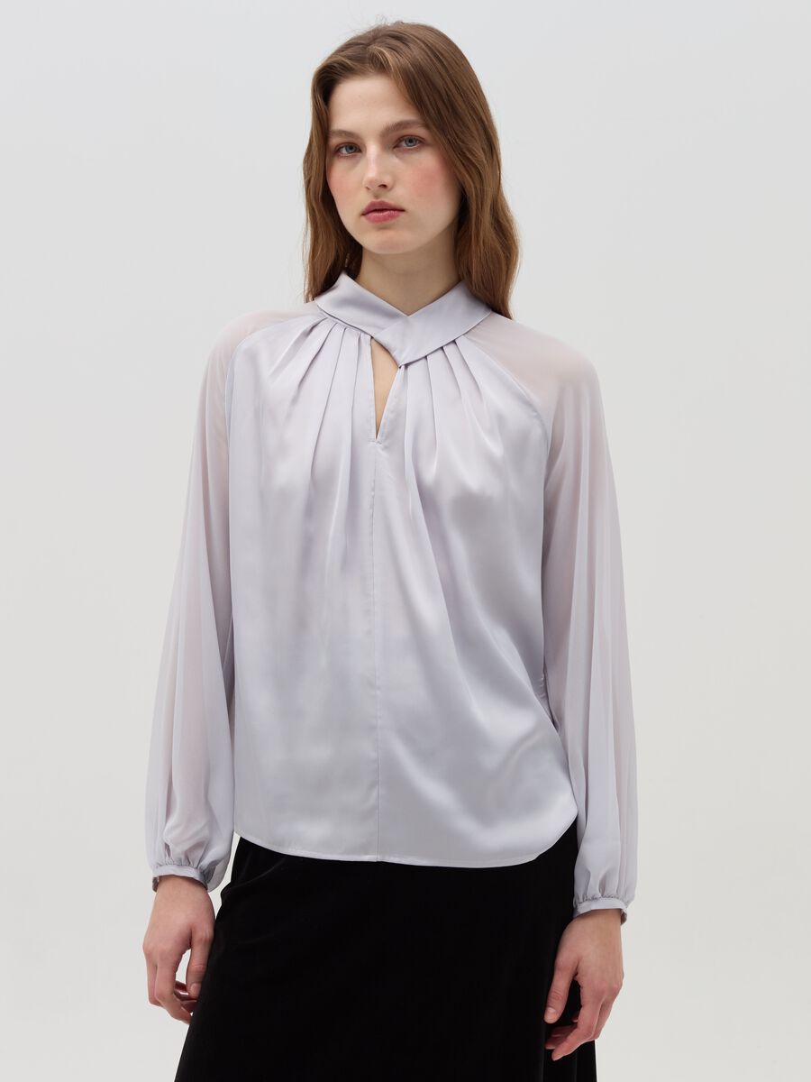 Satin blouse with raglan sleeves_1