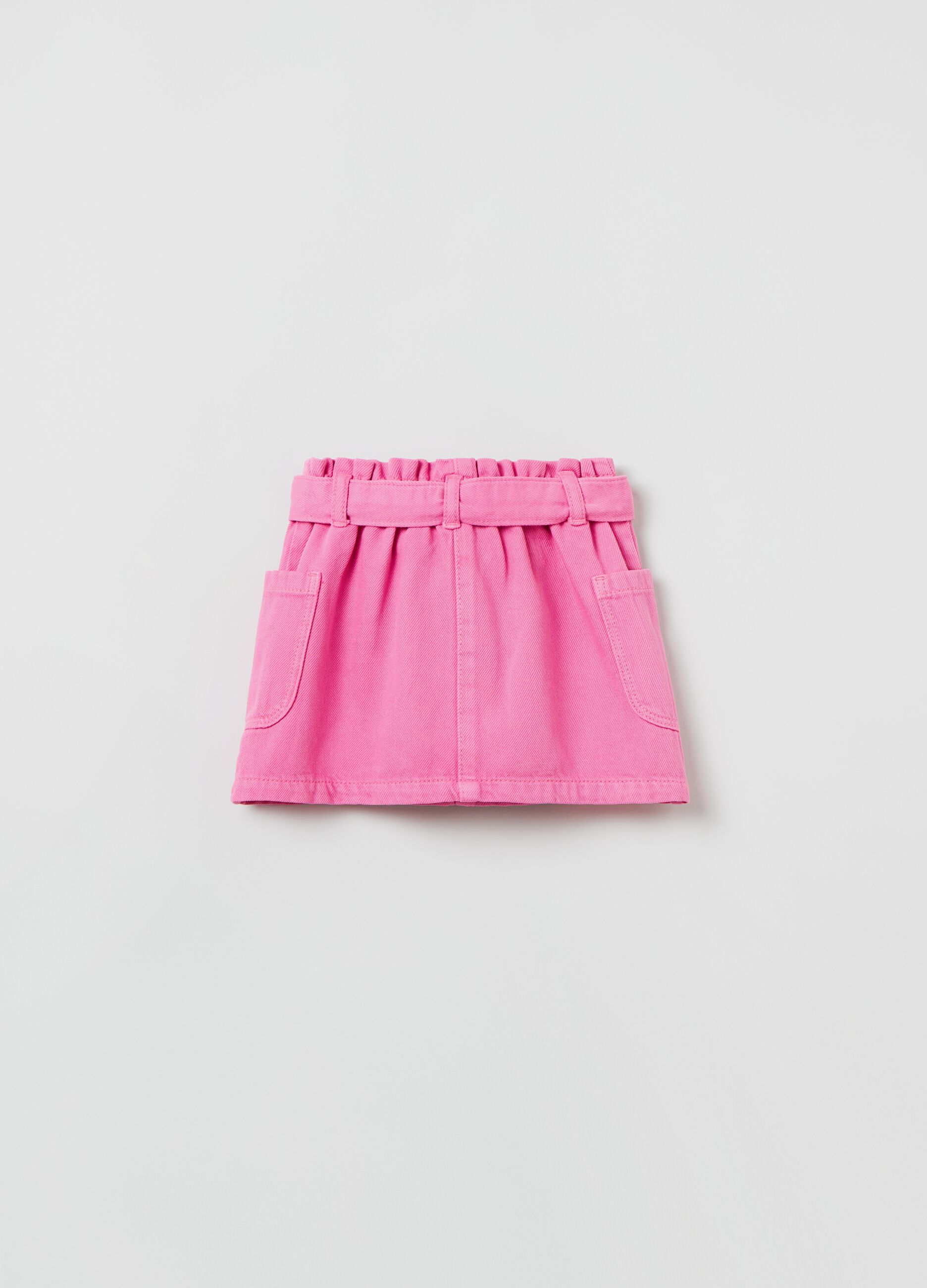 Denim skirt with belt and pockets