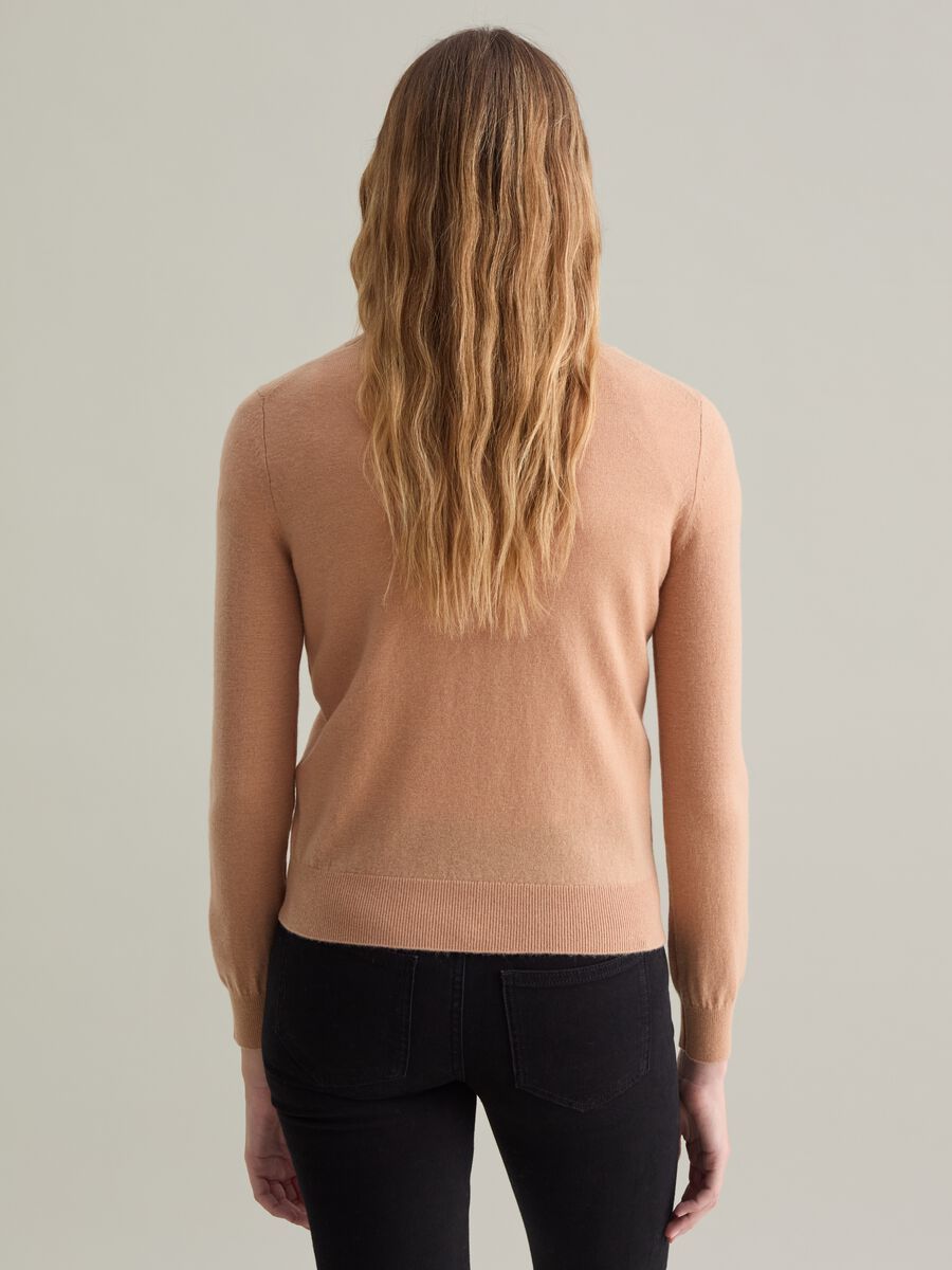 Wool pullover with round neck_2