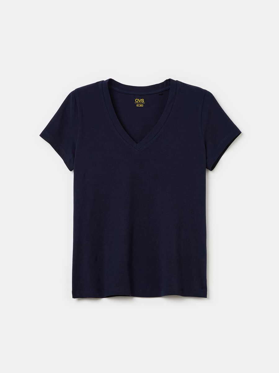 Solid colour T-shirt with V neck_4