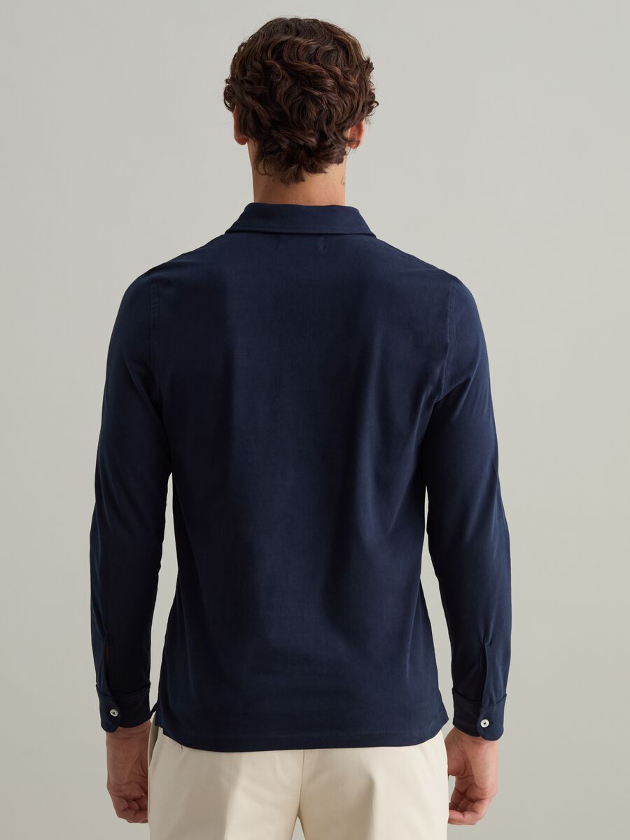 Contemporary long-sleeved polo shirt in organic cotton_3