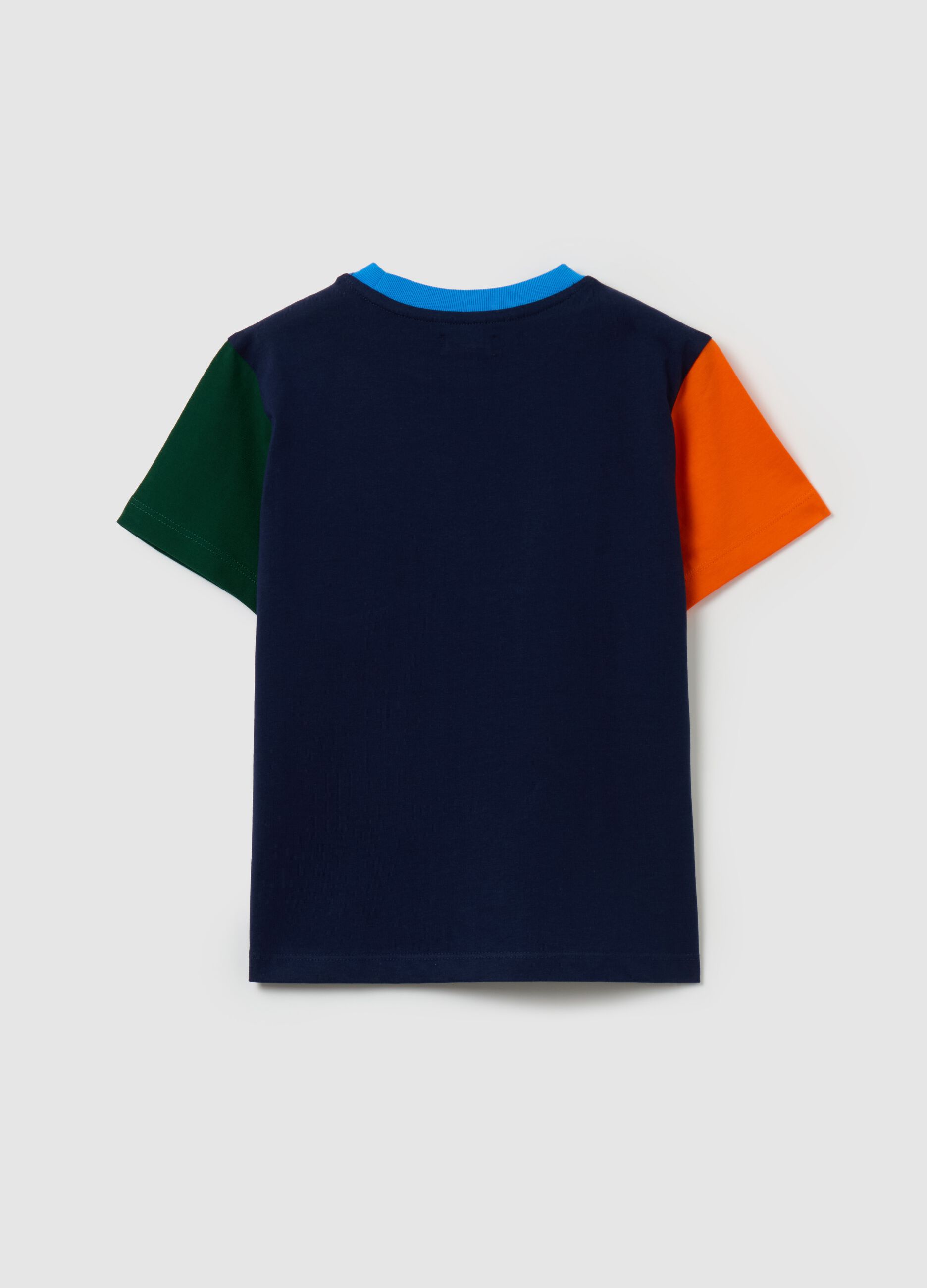 Colourblock T-shirt with pocket and embroidery