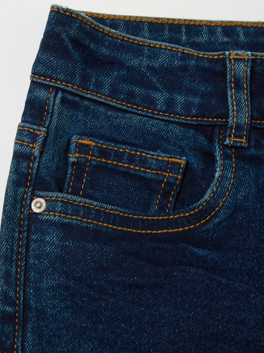 Regular-fit jeans with five pockets_3