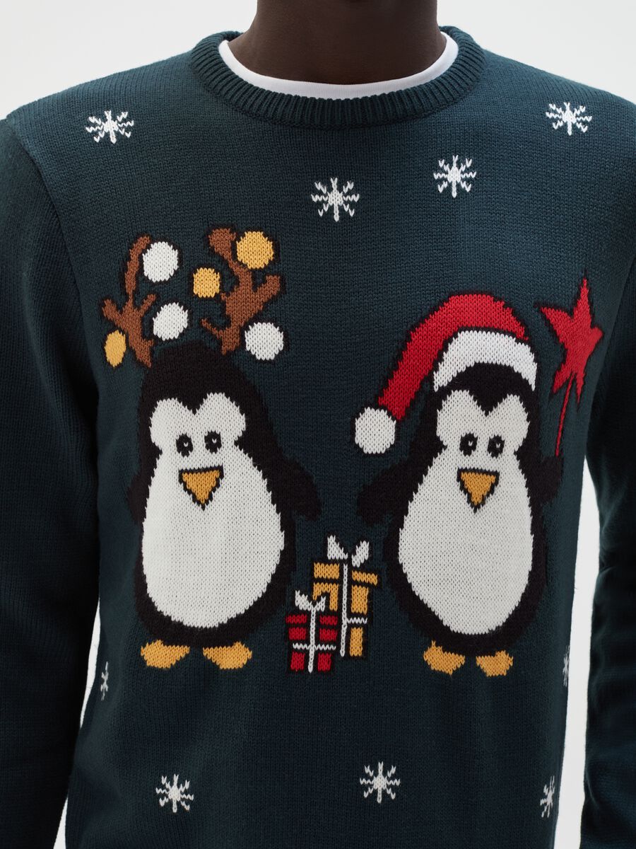 Christmas jumper with jacquard Christmas penguins_3