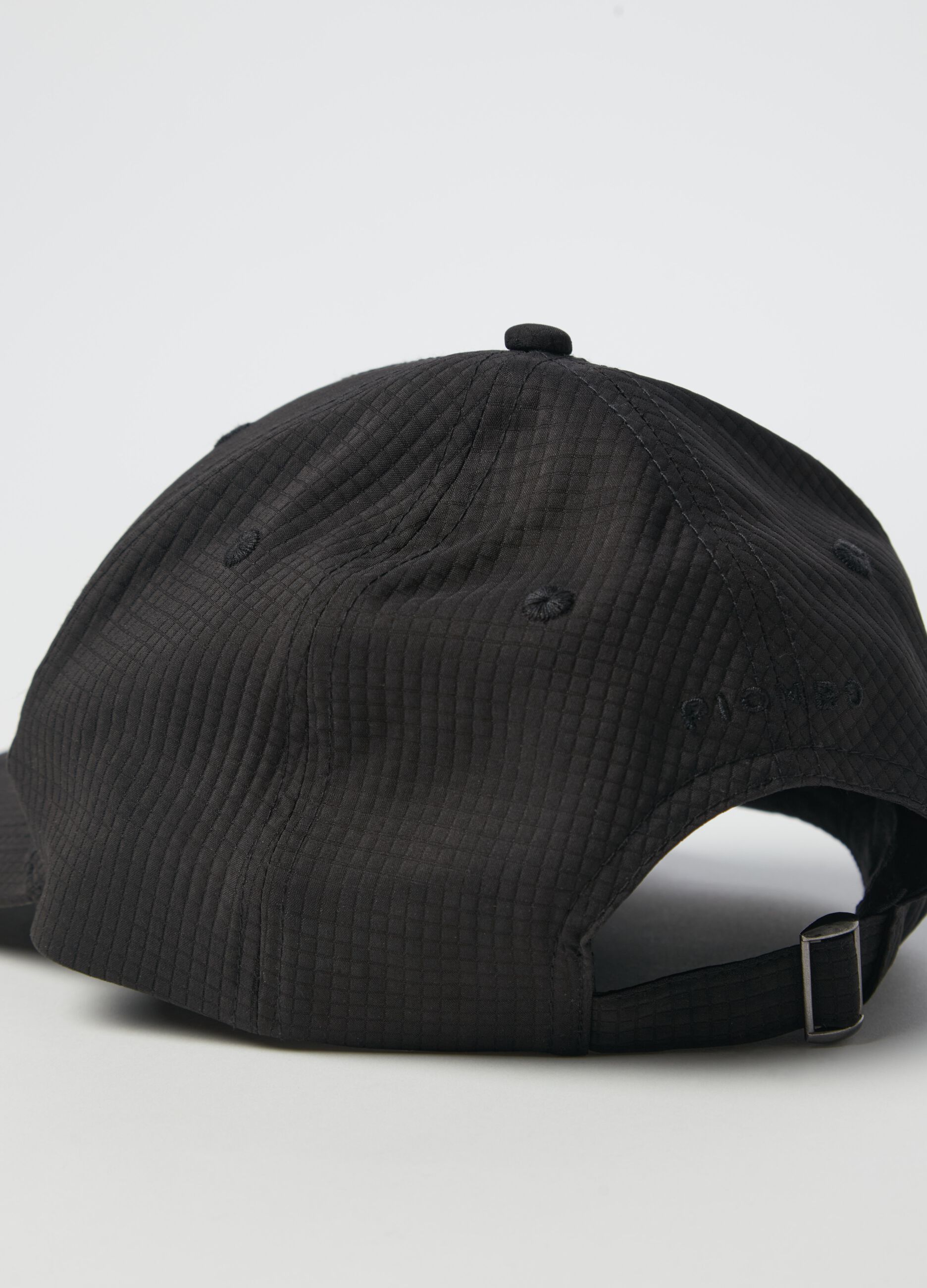 Baseball cap with ripstop weave