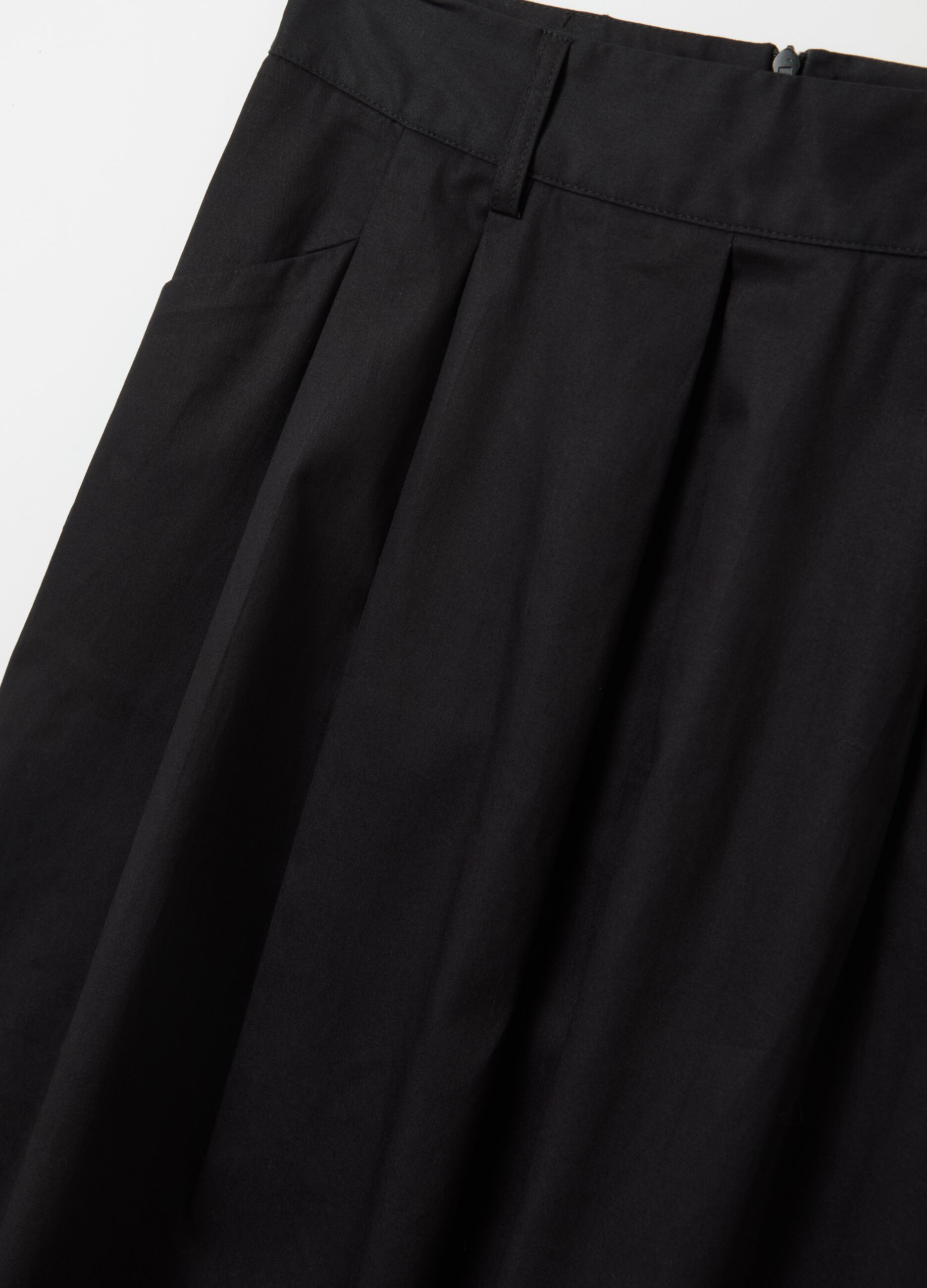 Full midi skirt with darts