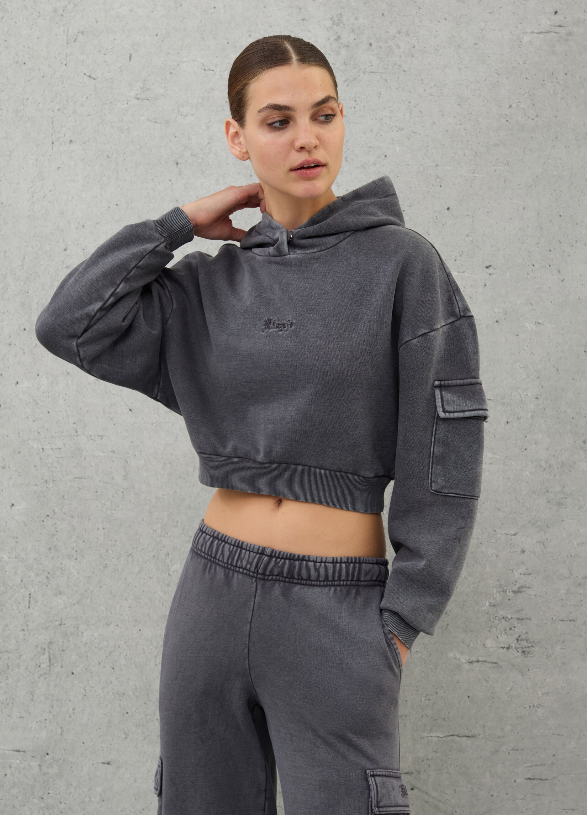 Crop Cargo Hoodie Vintage Grey