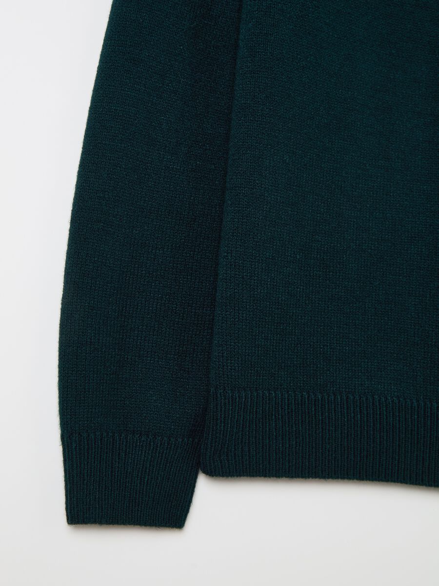 Round neck pullover_5