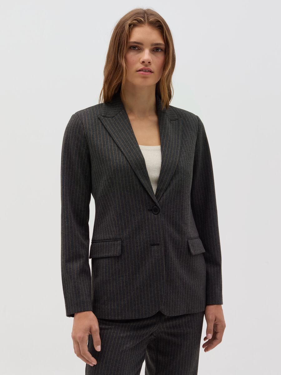 Single-breasted pinstriped blazer_0