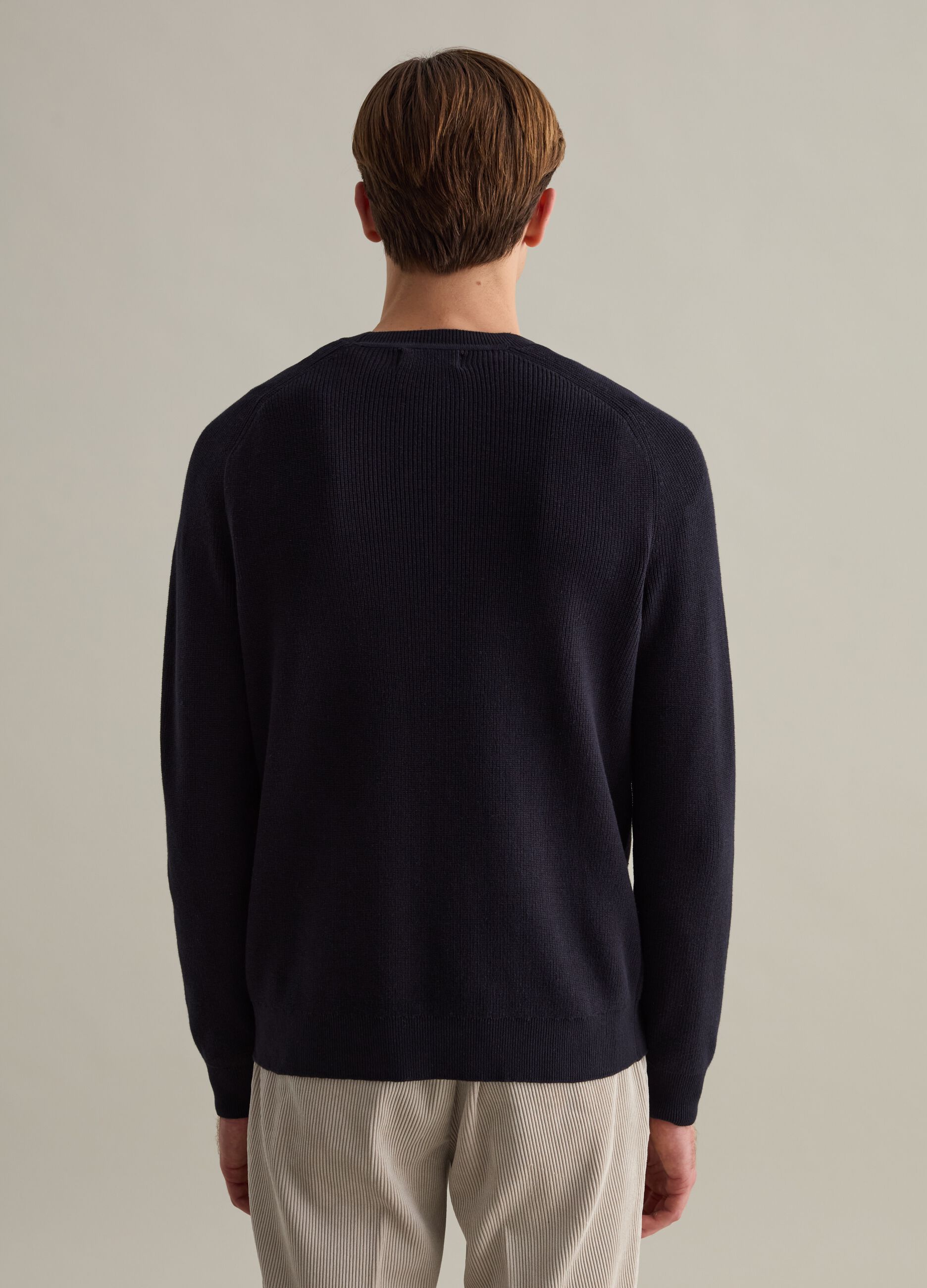 Contemporary pullover with ribbing