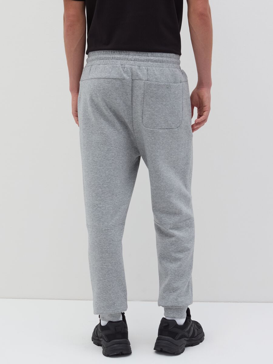 Fleece joggers with drawstring_3