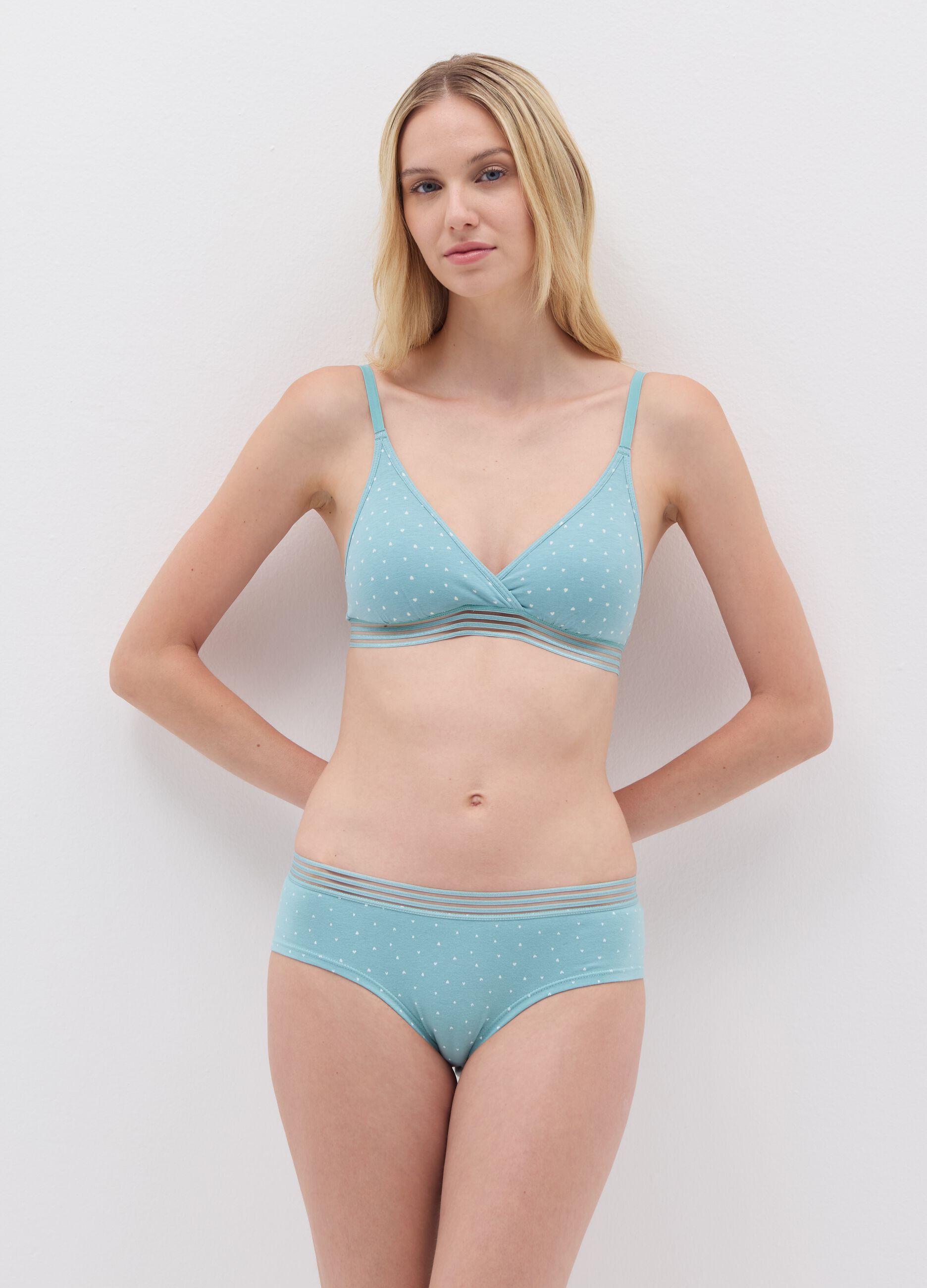 The Triangle soft bra with striped base