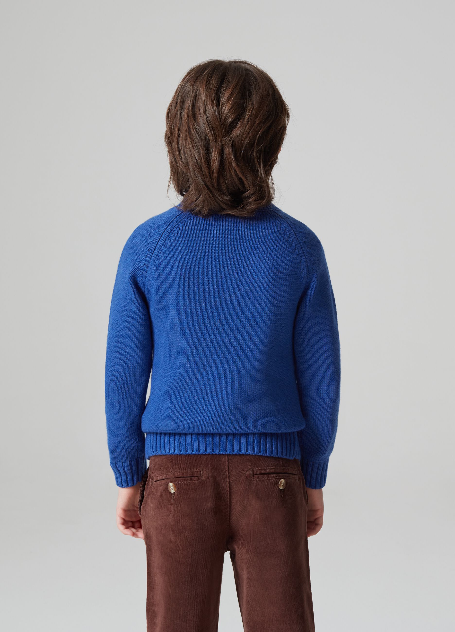 Pullover with cable-knit design