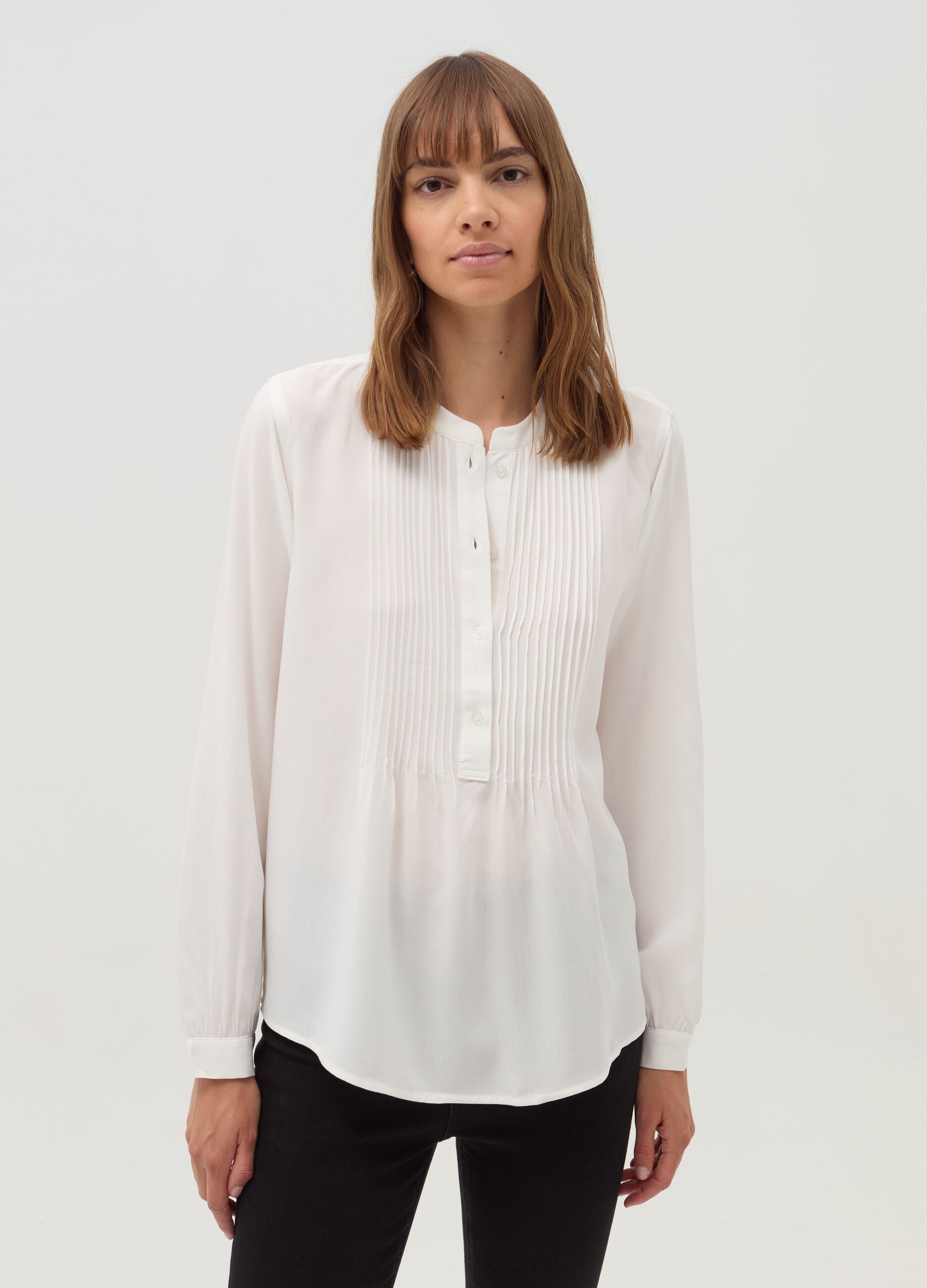 Shirt with pleated detail