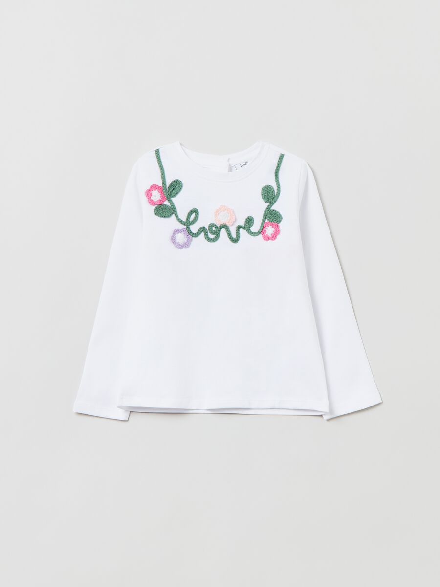 T-shirt in cotone con fiori crochet_0