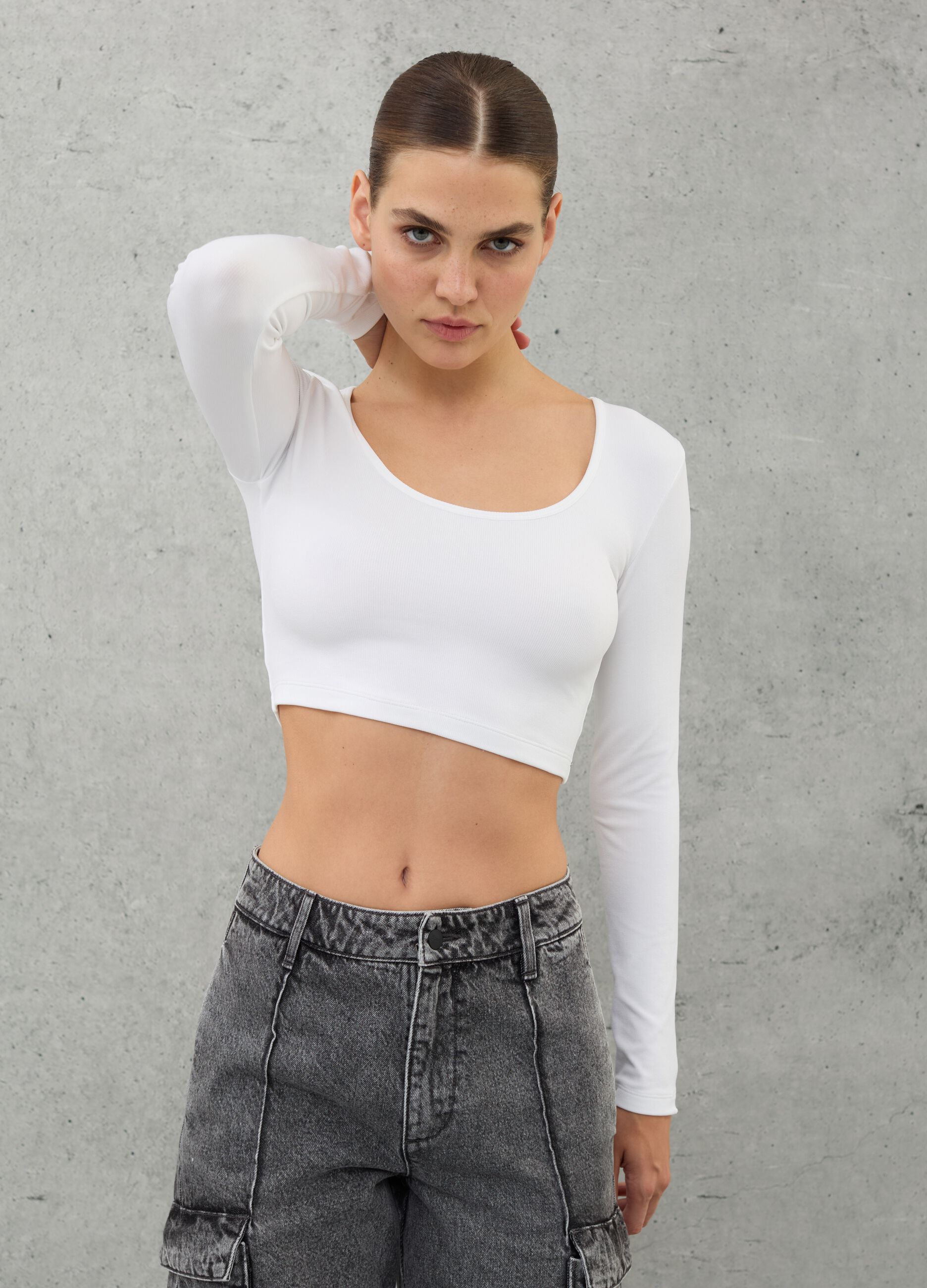 Cut Out Crop Longsleeve White