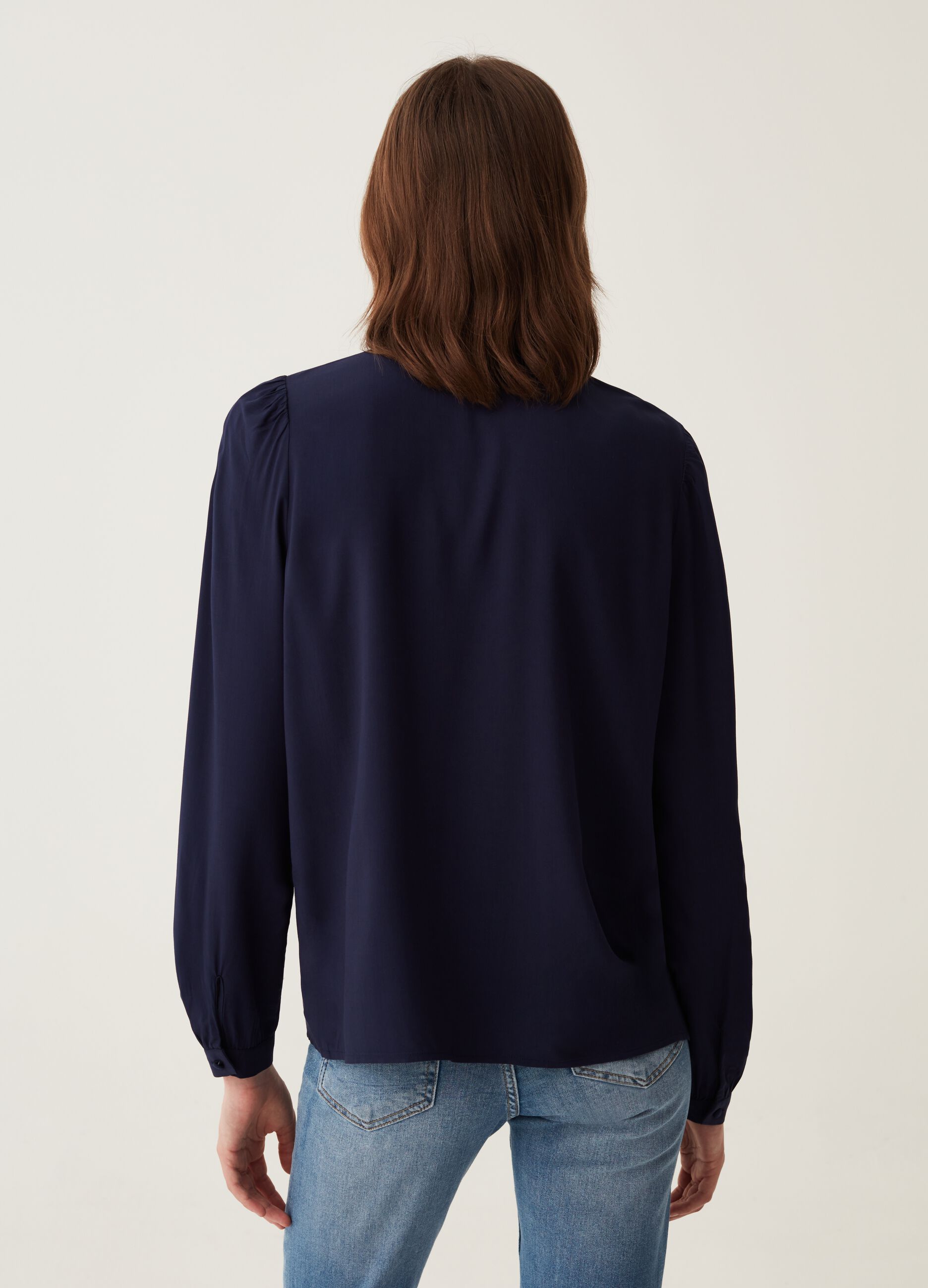 Long-sleeved blouse in viscose