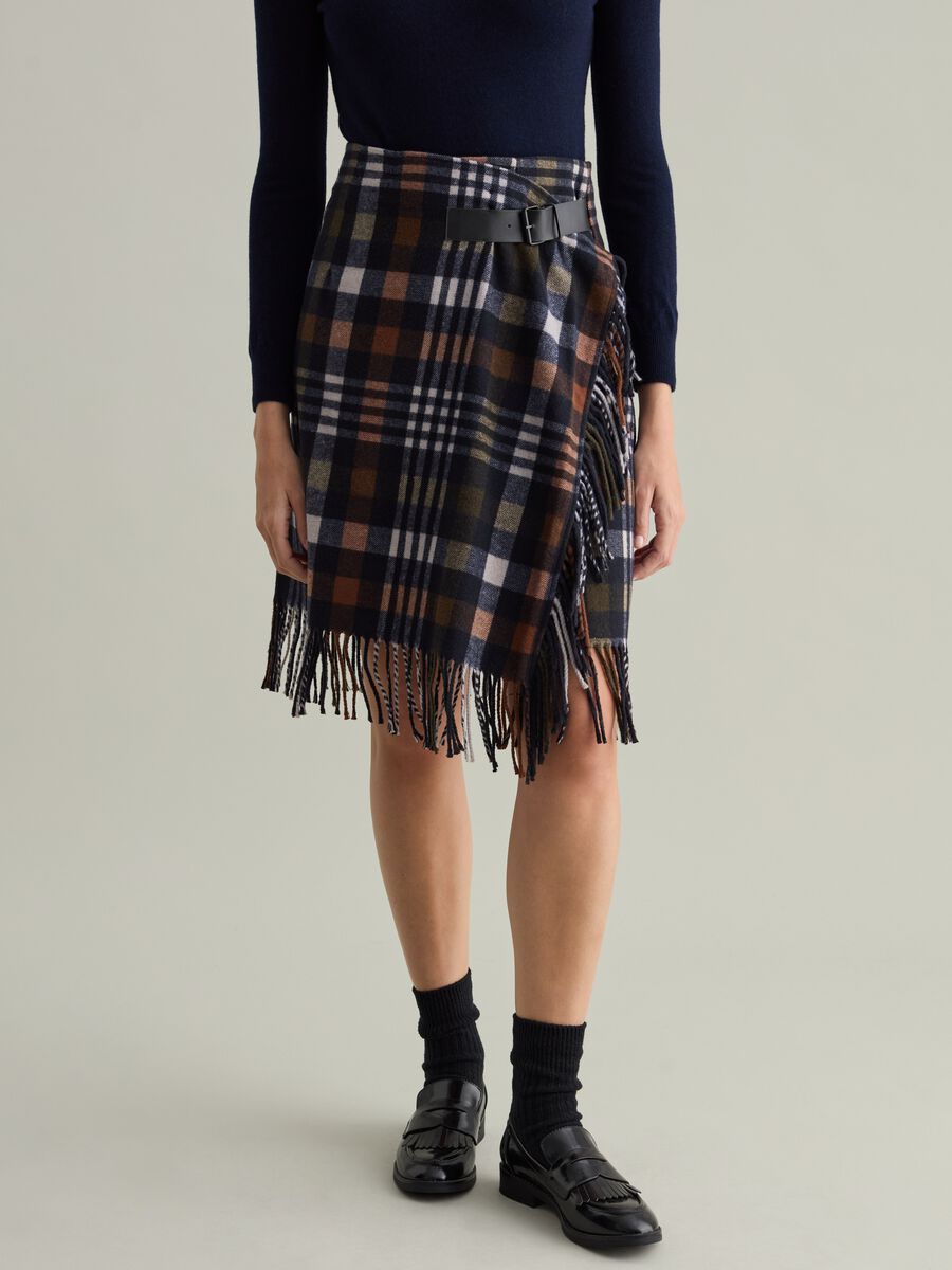 Wraparound skirt with fringing_1