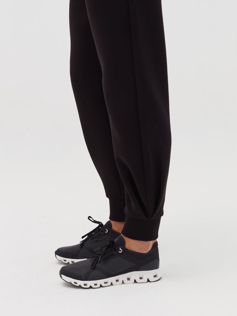 Joggers in fleece_2