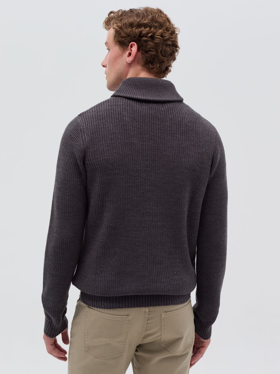 Pullover with shawl neck_2