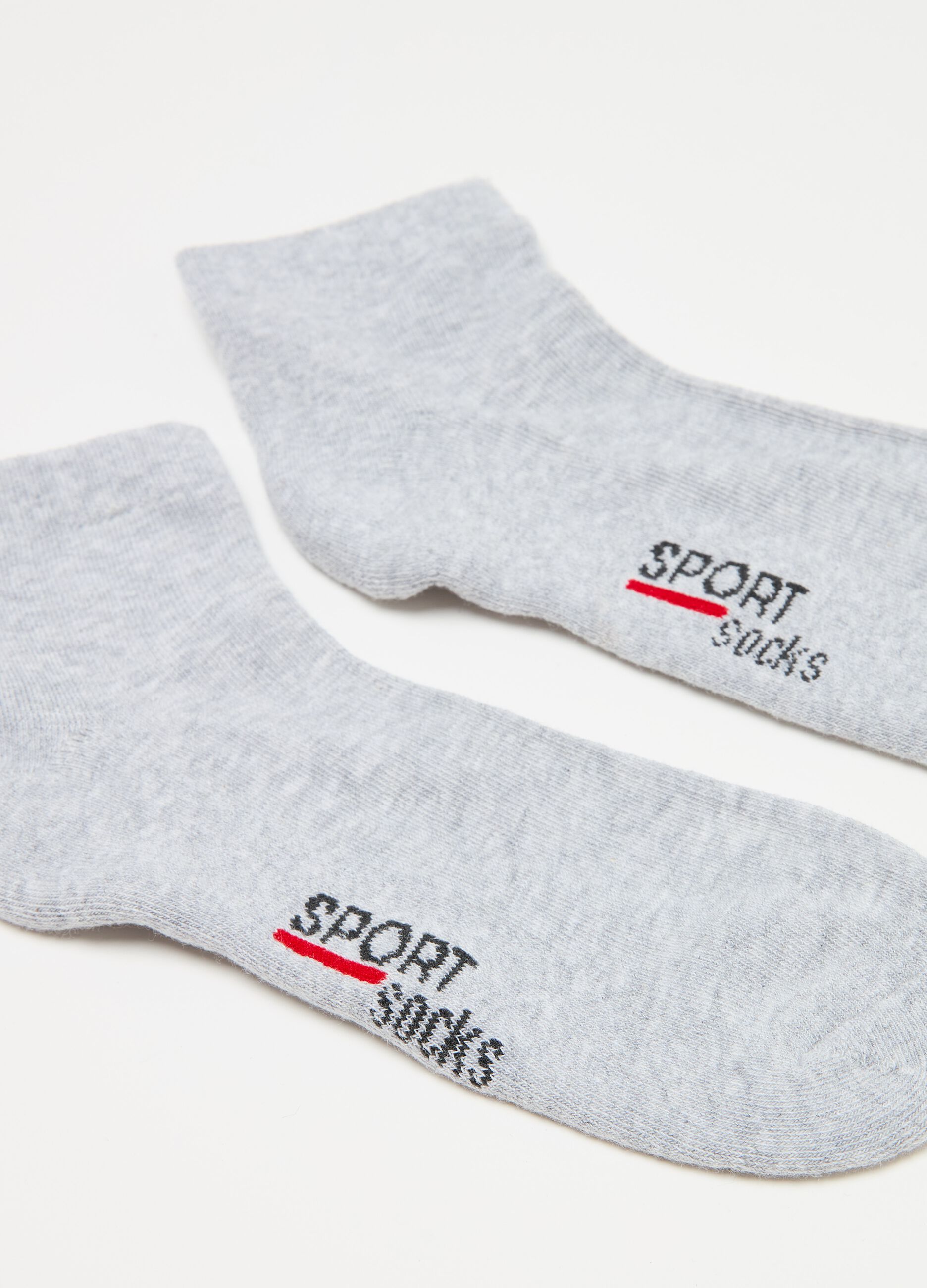 Three-pair pack short stretch fitness socks