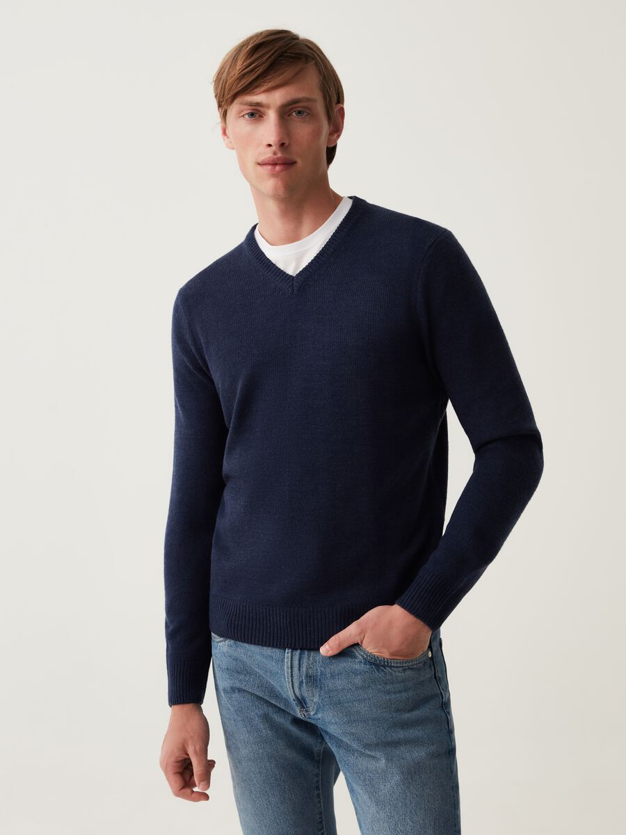 V-neck pullover_0