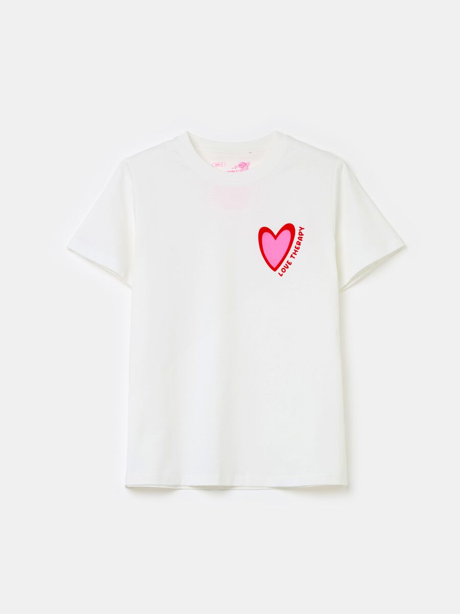 T-shirt con stampa cuore_5