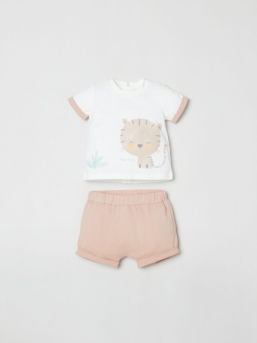 T-shirt with tiger print and shorts set_0