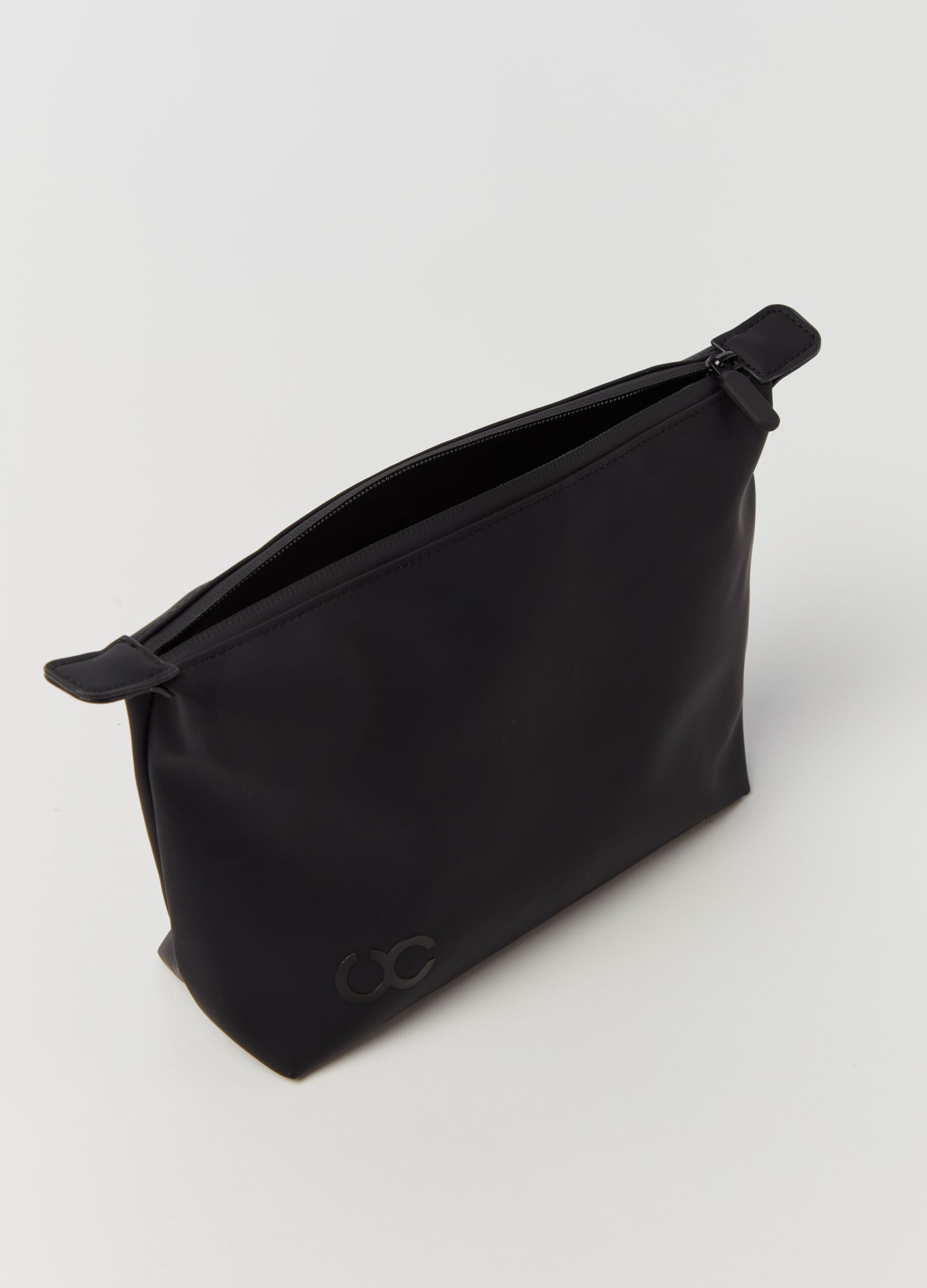 Waterproof clutch with zip