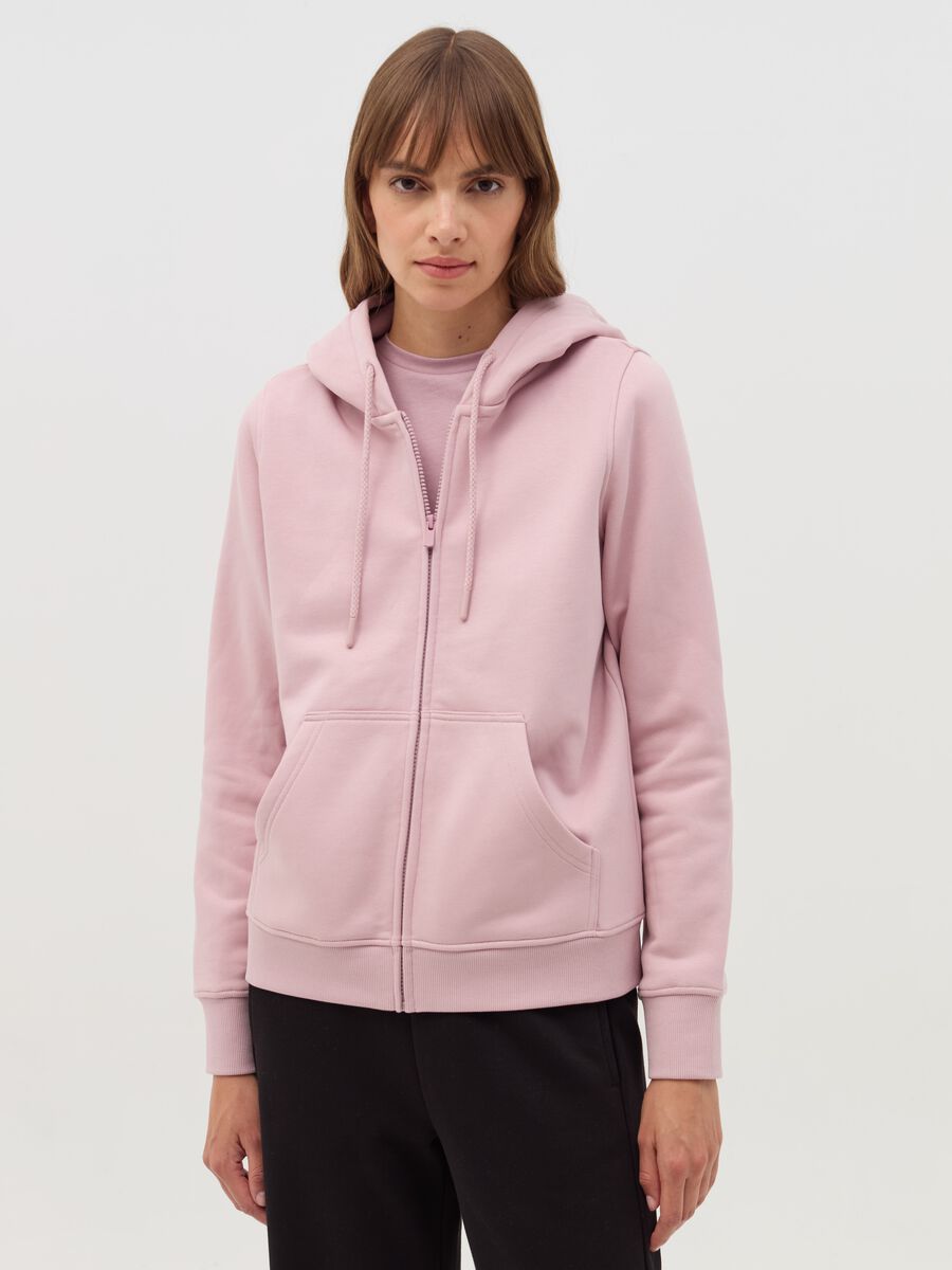 Essential sweatshirt with hood_1