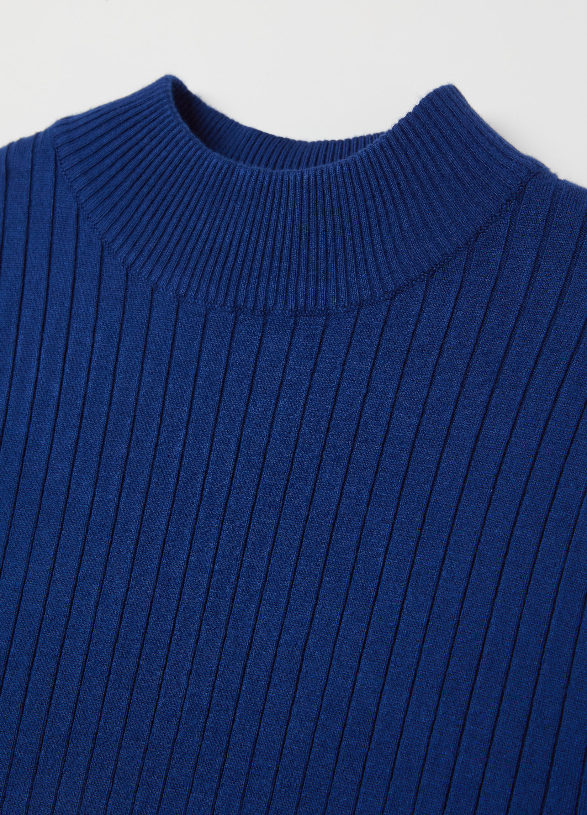 Ribbed knit pullover with mock neck