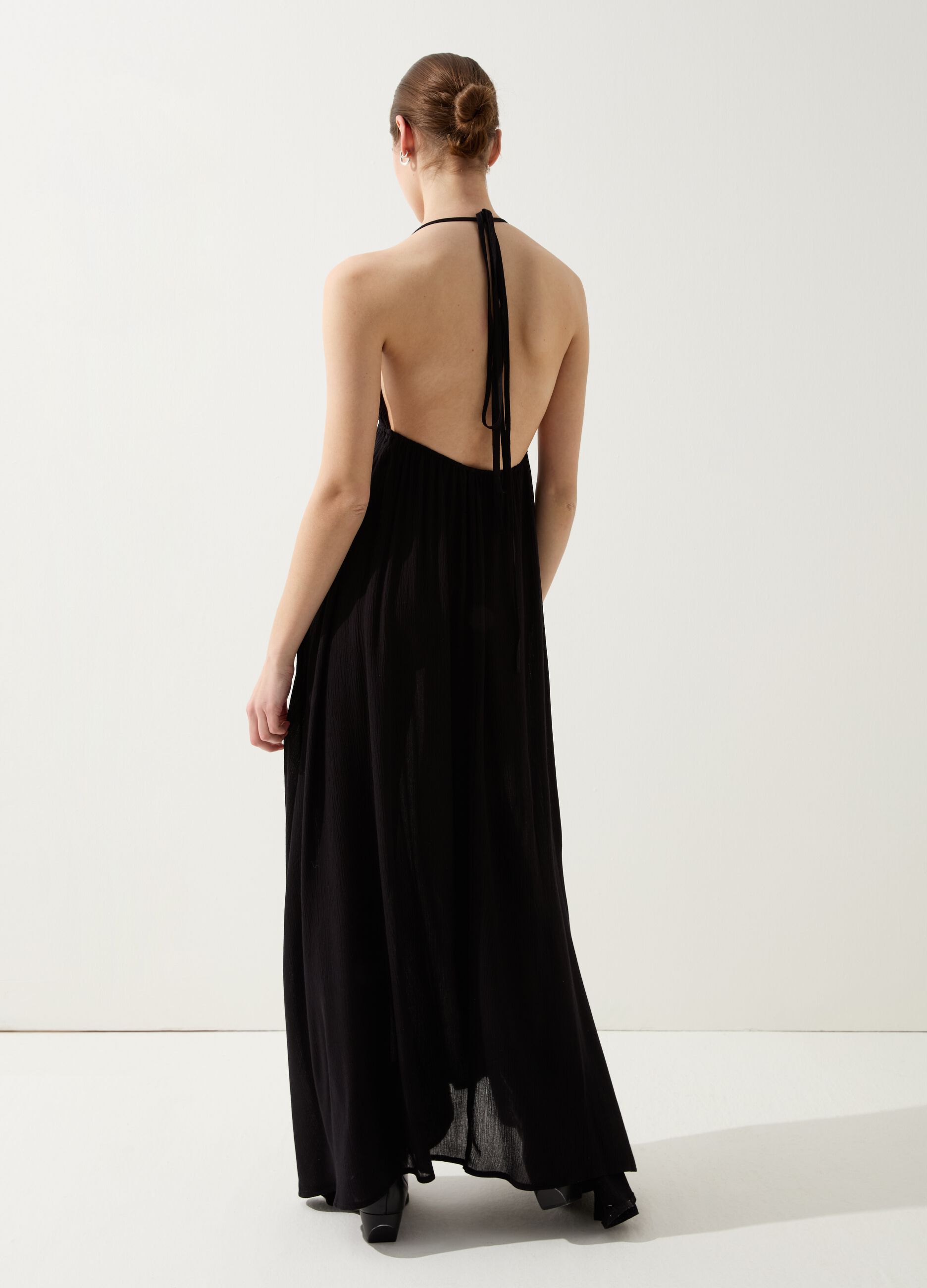 Long dress with laces