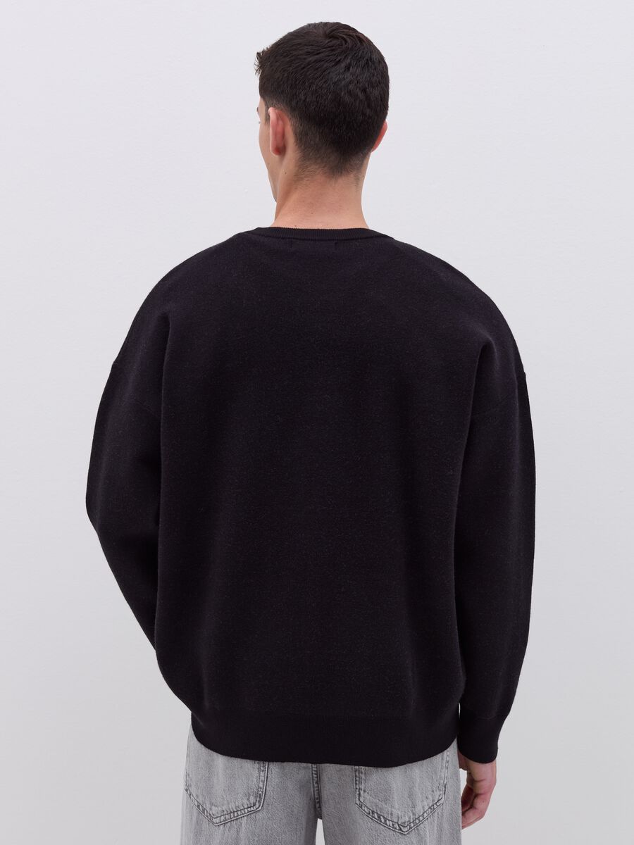 Pullover with jacquard lettering_2