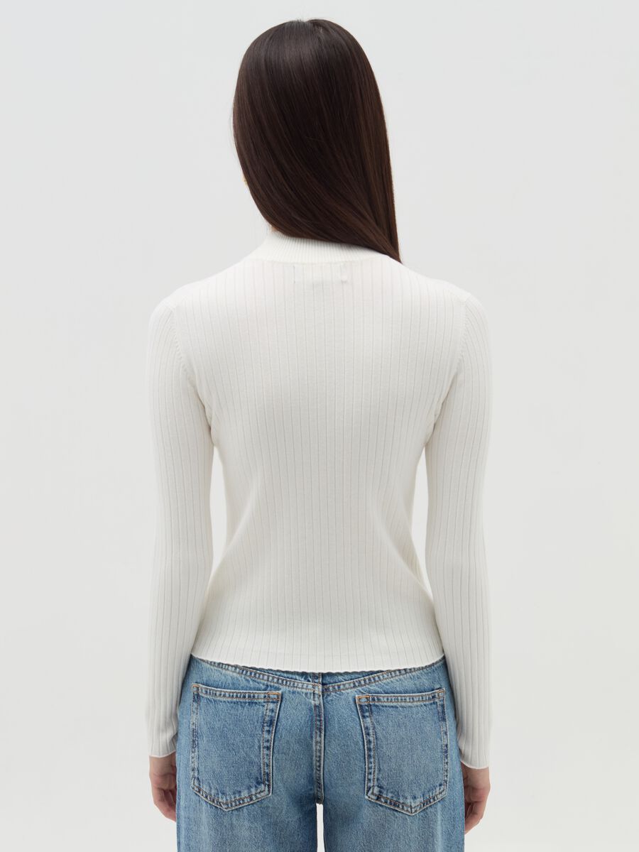 Flat ribbed top with mock neck_2