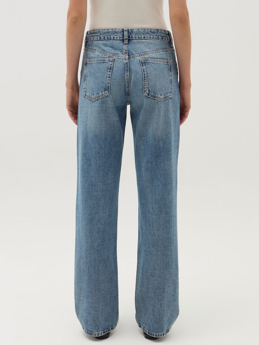 Straight-fit acid wash jeans with fading_2